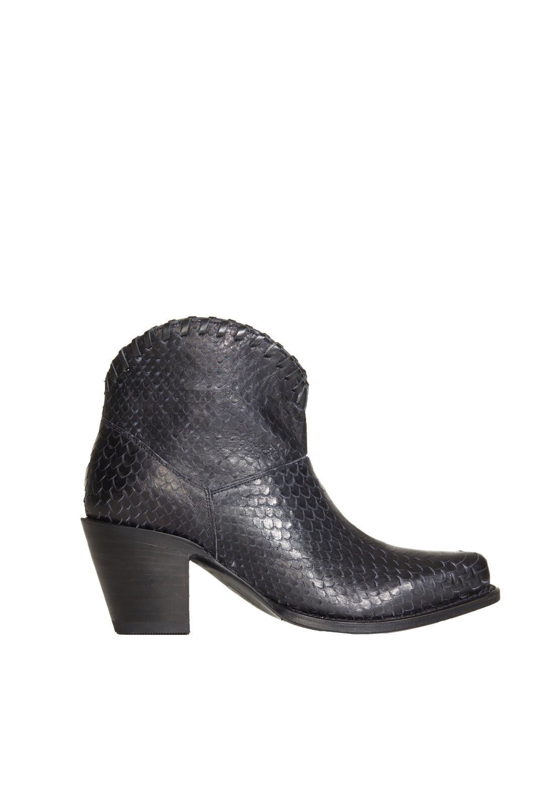 KAIRA EMBOSS CUT PYTHON
