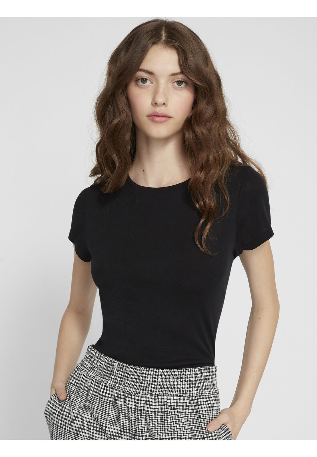 JAZMINE TOP CROP A MANICA CORTA