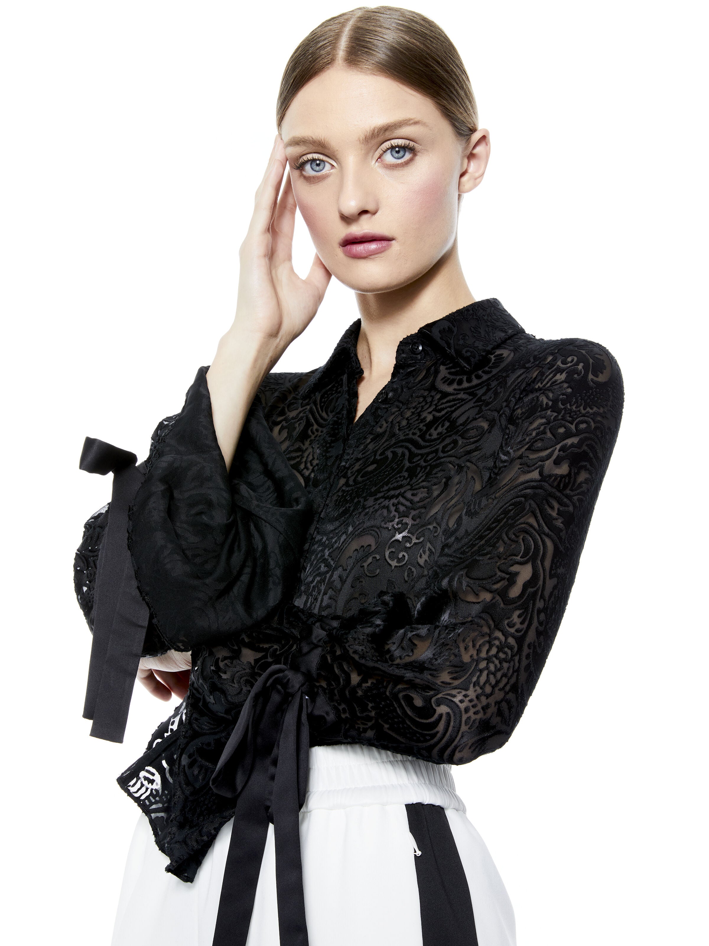 WILLA RUFFLE CUFF BLOUSE