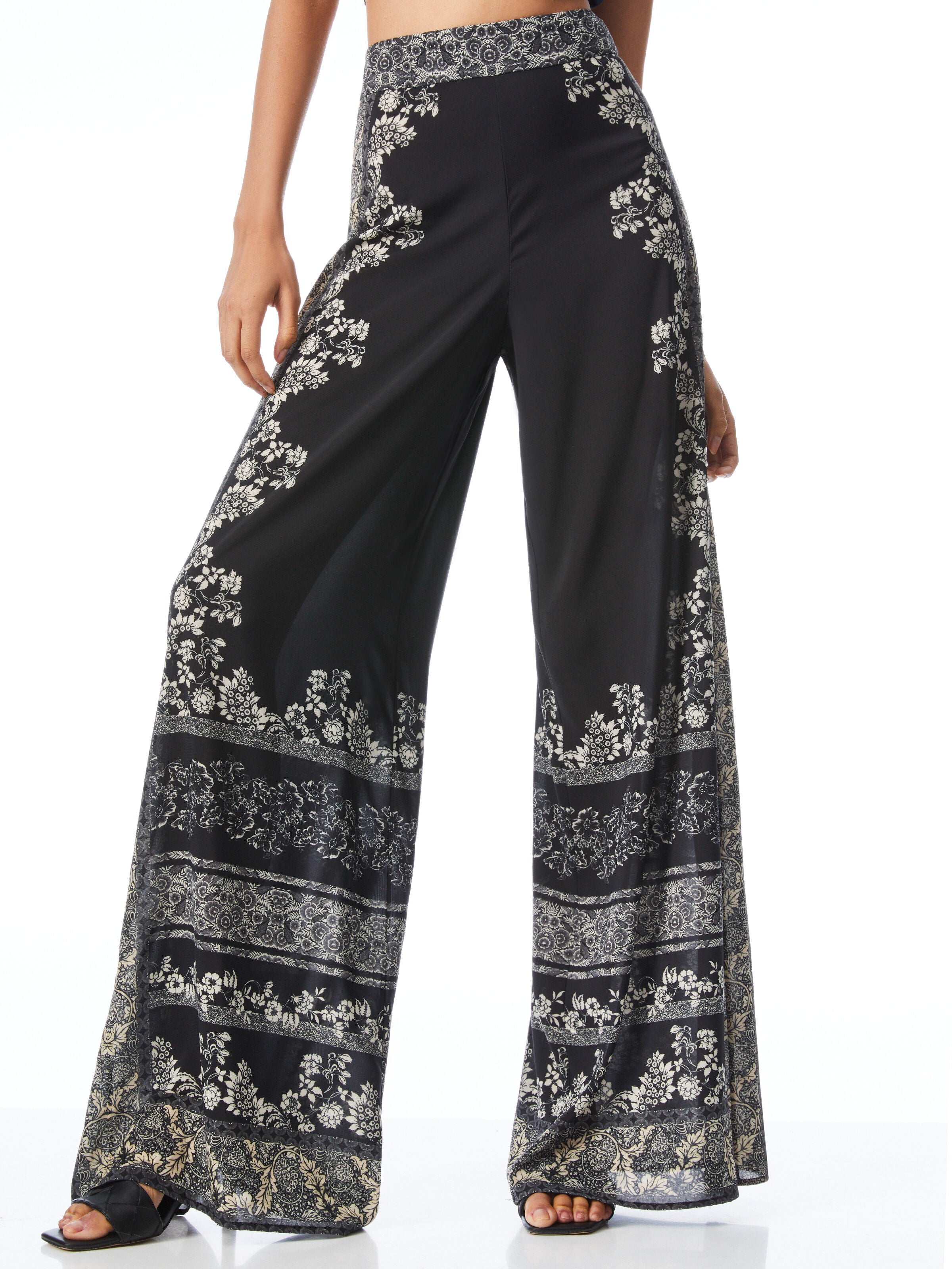 ATHENA GEOMETRIC WIDE LEG PANT