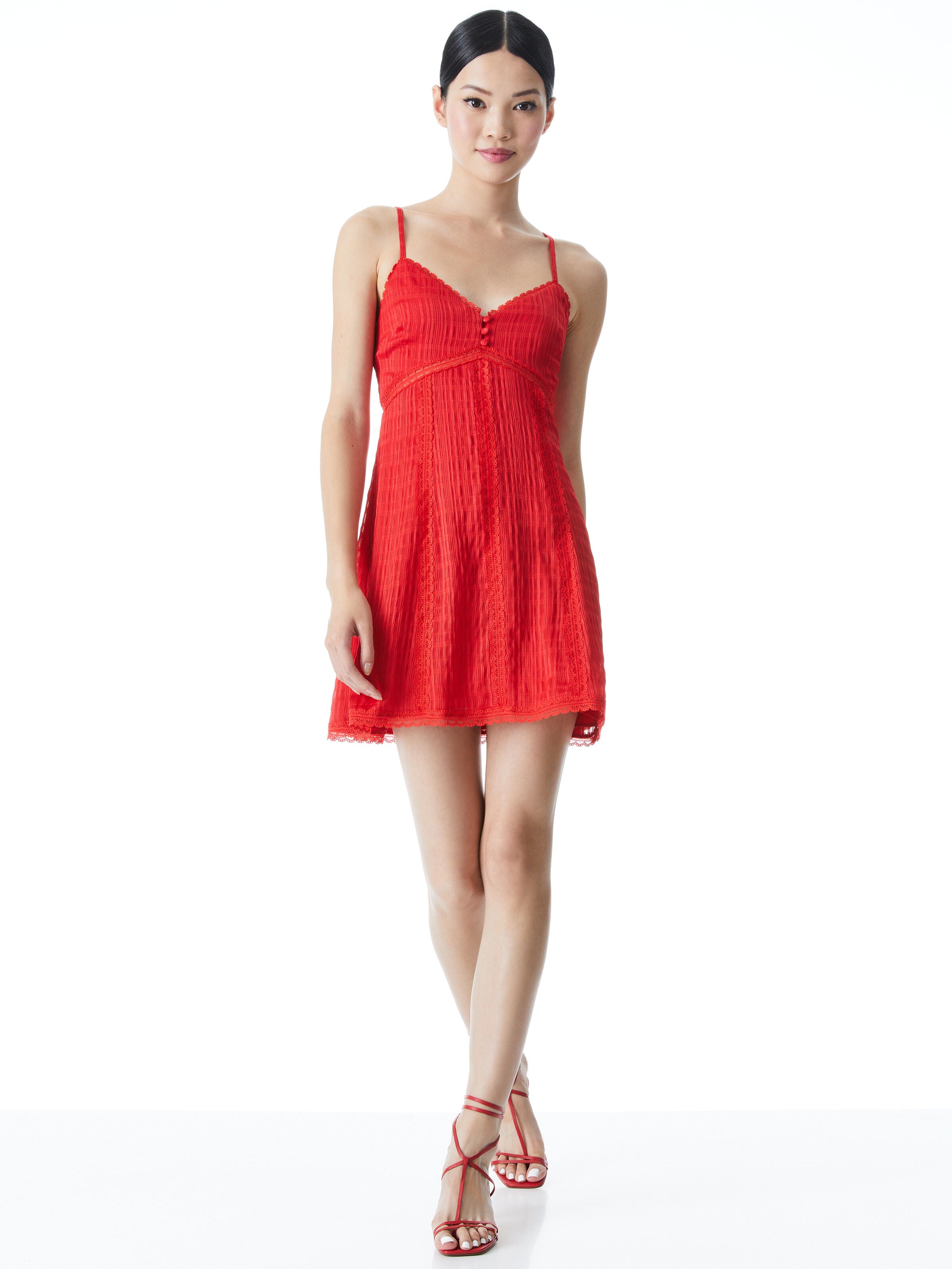 GENEVIVE SPAGHETTI STRAP DRESS