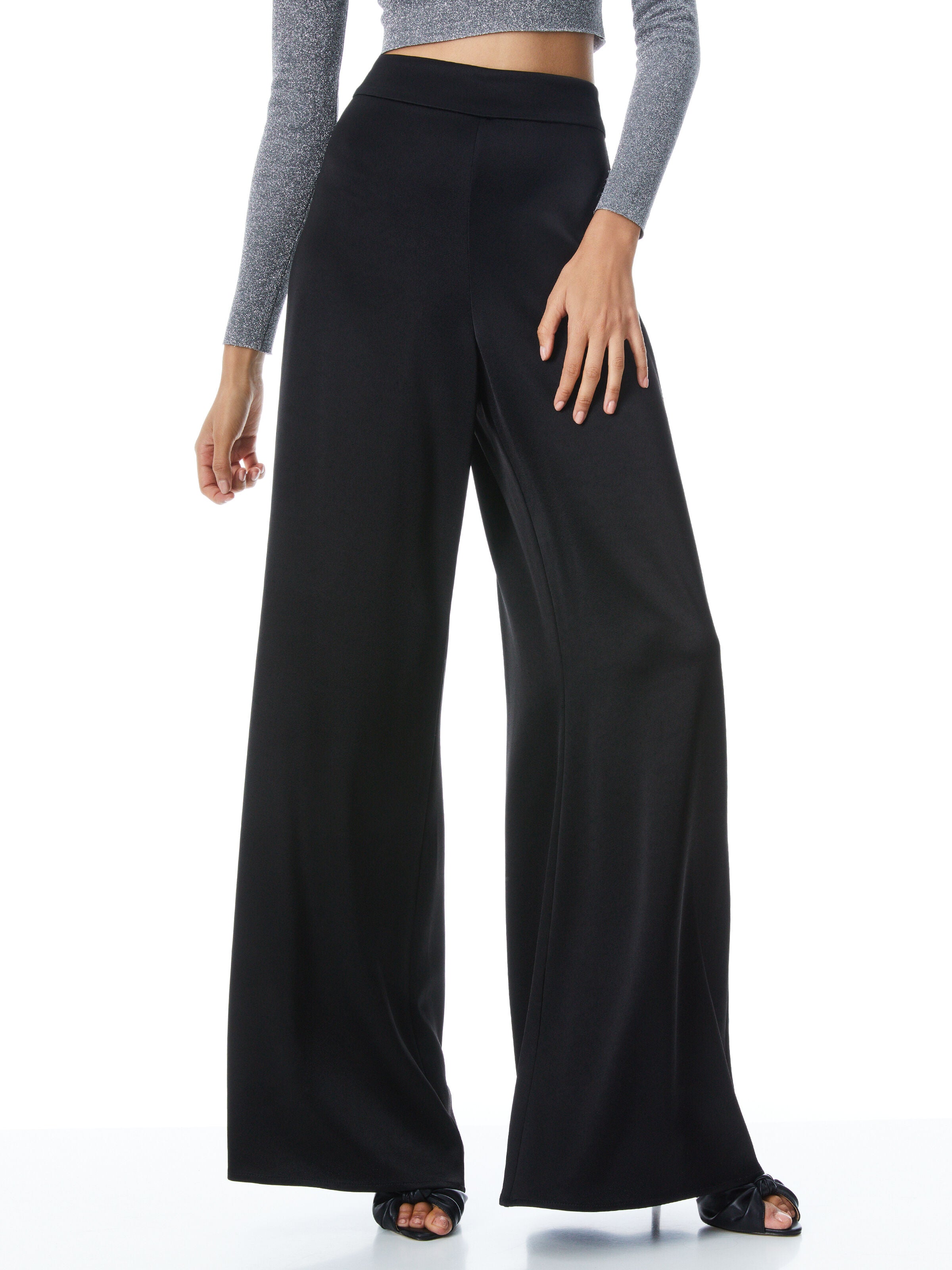 PANTALONE AMPIO MODELLO ATHENA