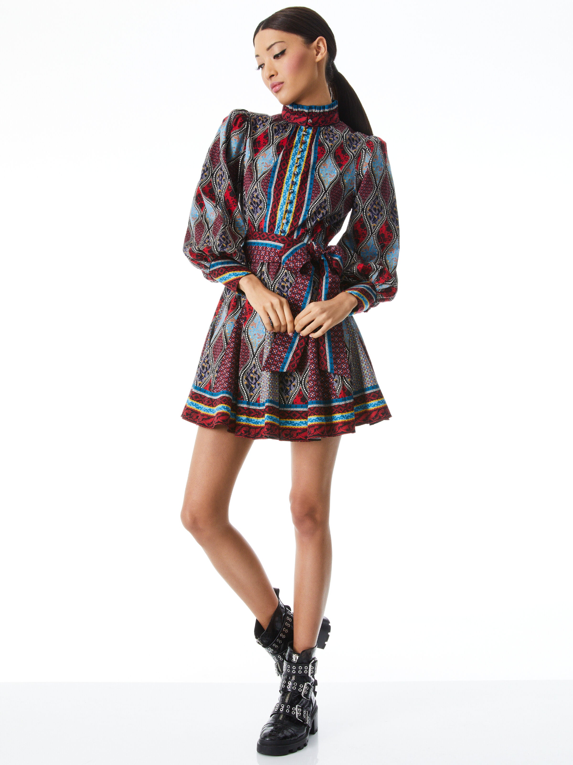 ROBE COURTE CEINTURÉE MINA