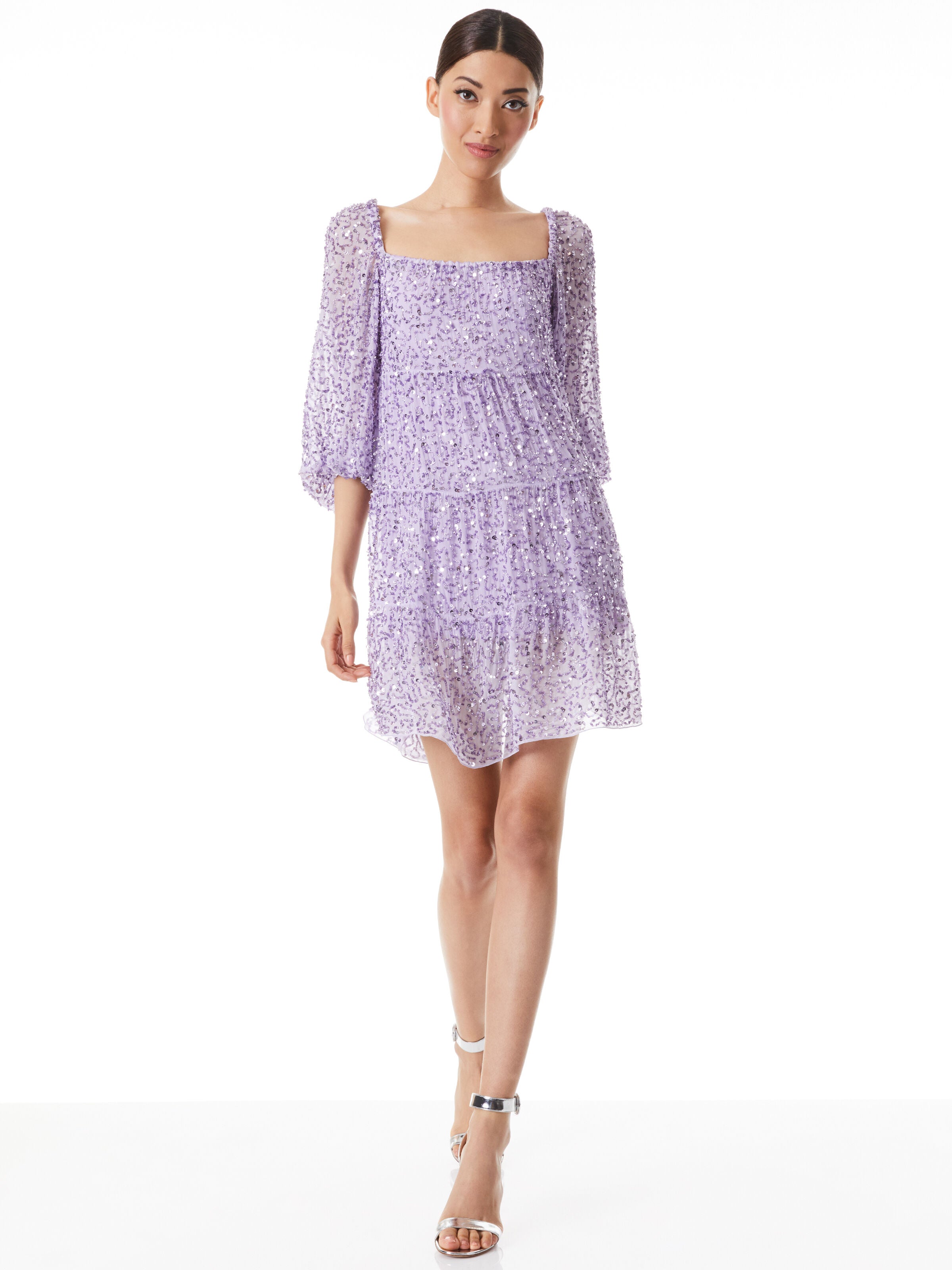 ABITO BABYDOLL CON SCOLLO QUADRATO E DECORAZIONI ROWEN