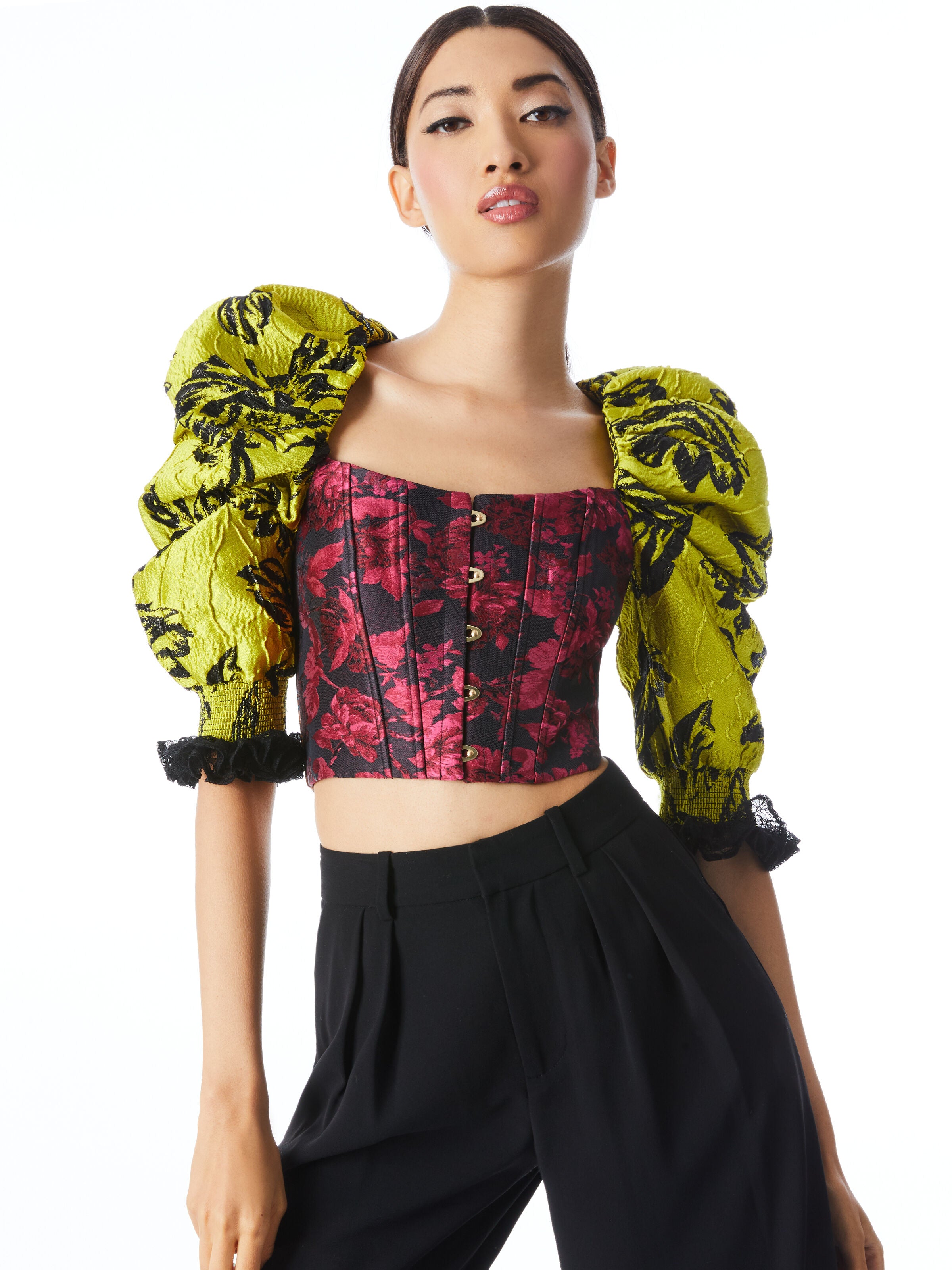 BUSTIER FANTASIA CON MANICHE A PIEGHE