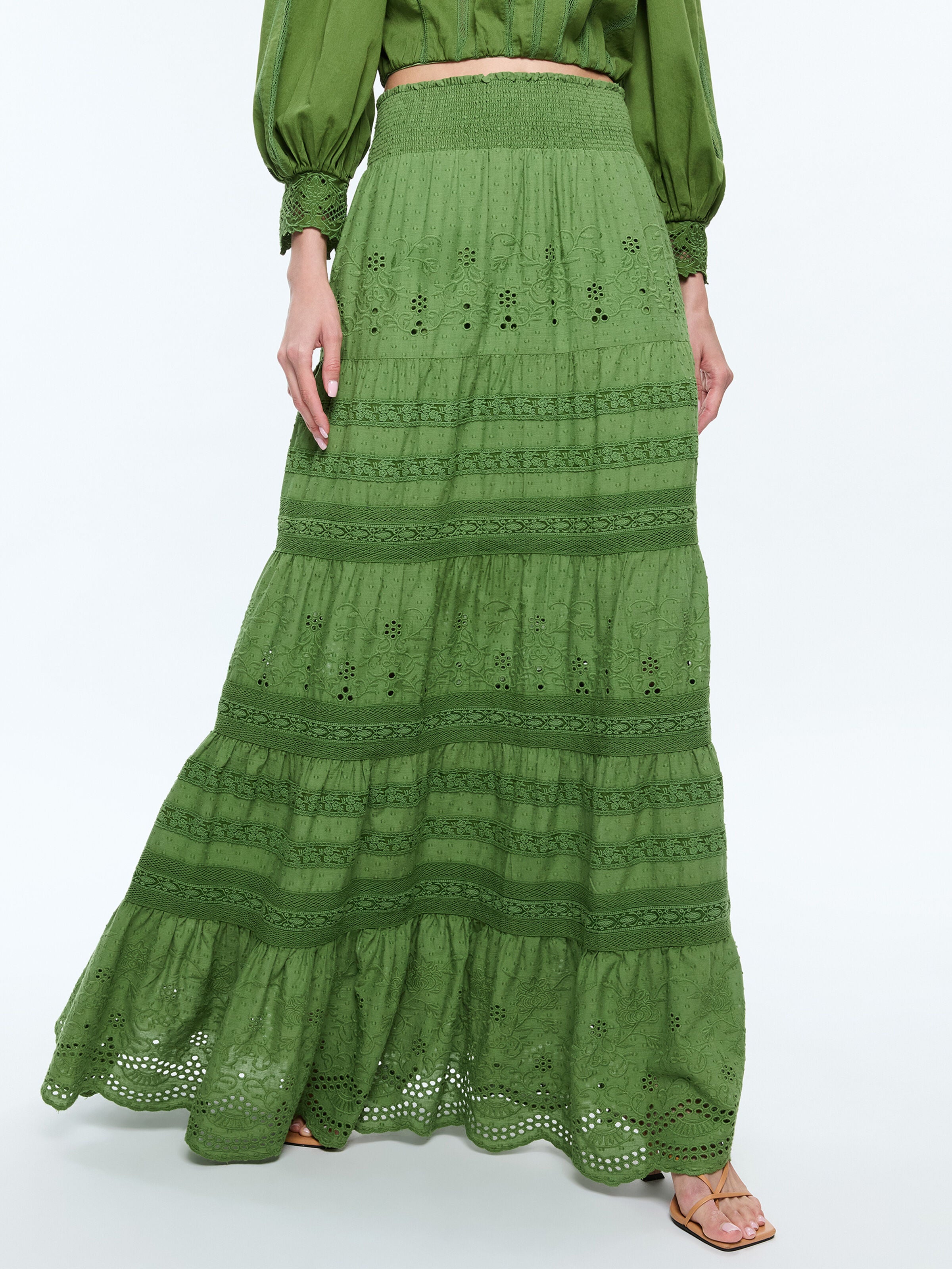 GONNA LUNGA AISHA A PIÙ STRATI