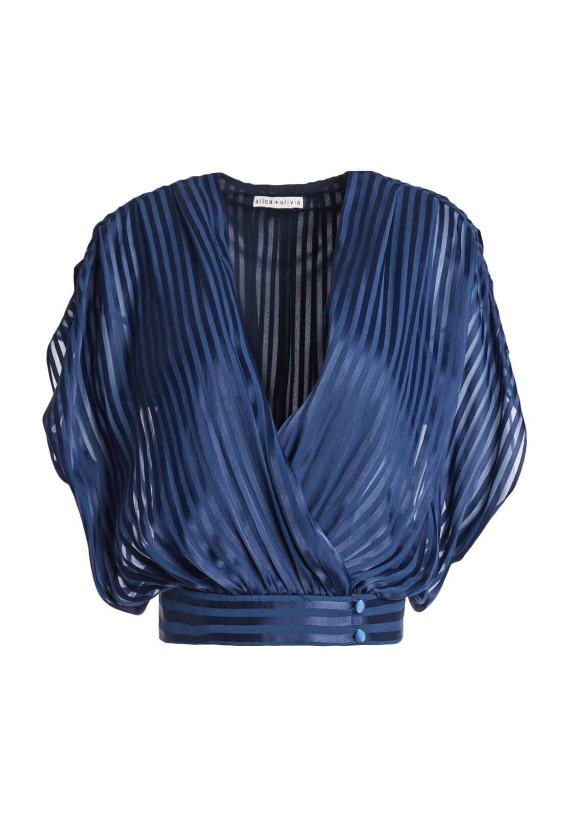 BRIELLA CROSS contre BATWING BLS