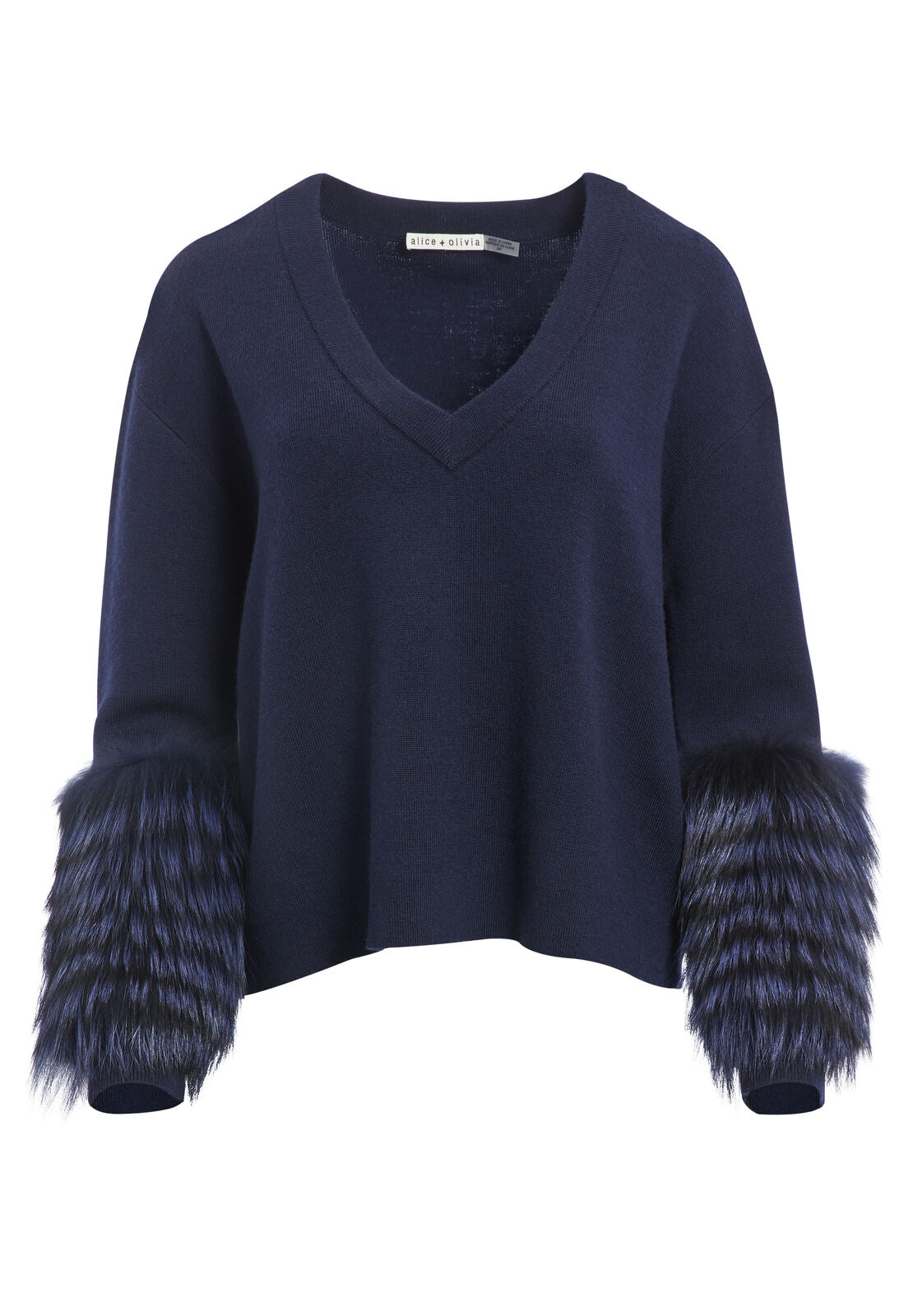 SHIELA V-NECK PULLOVER
