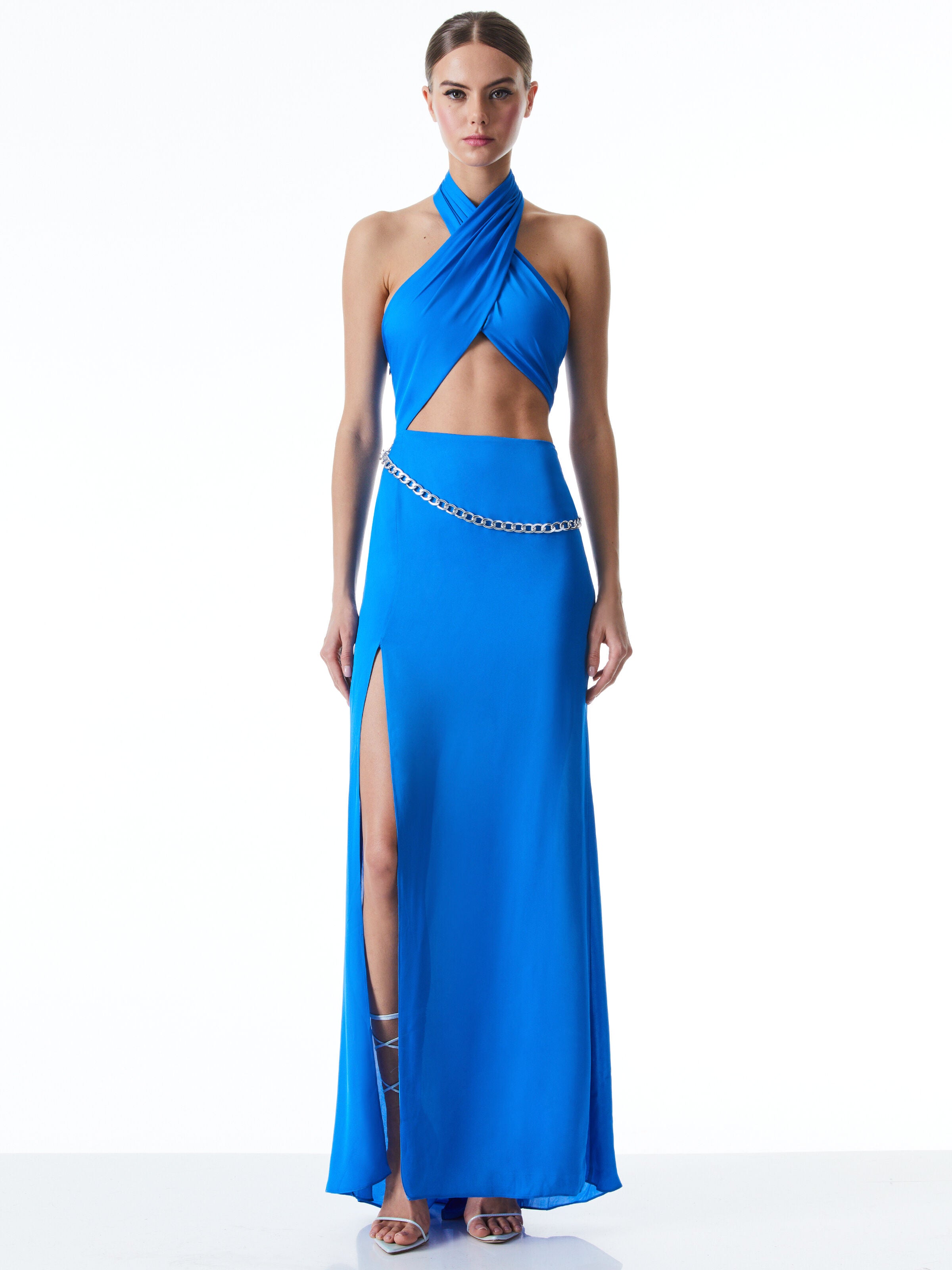 ABITO LUNGO HALTER CON CATENA IN VITA