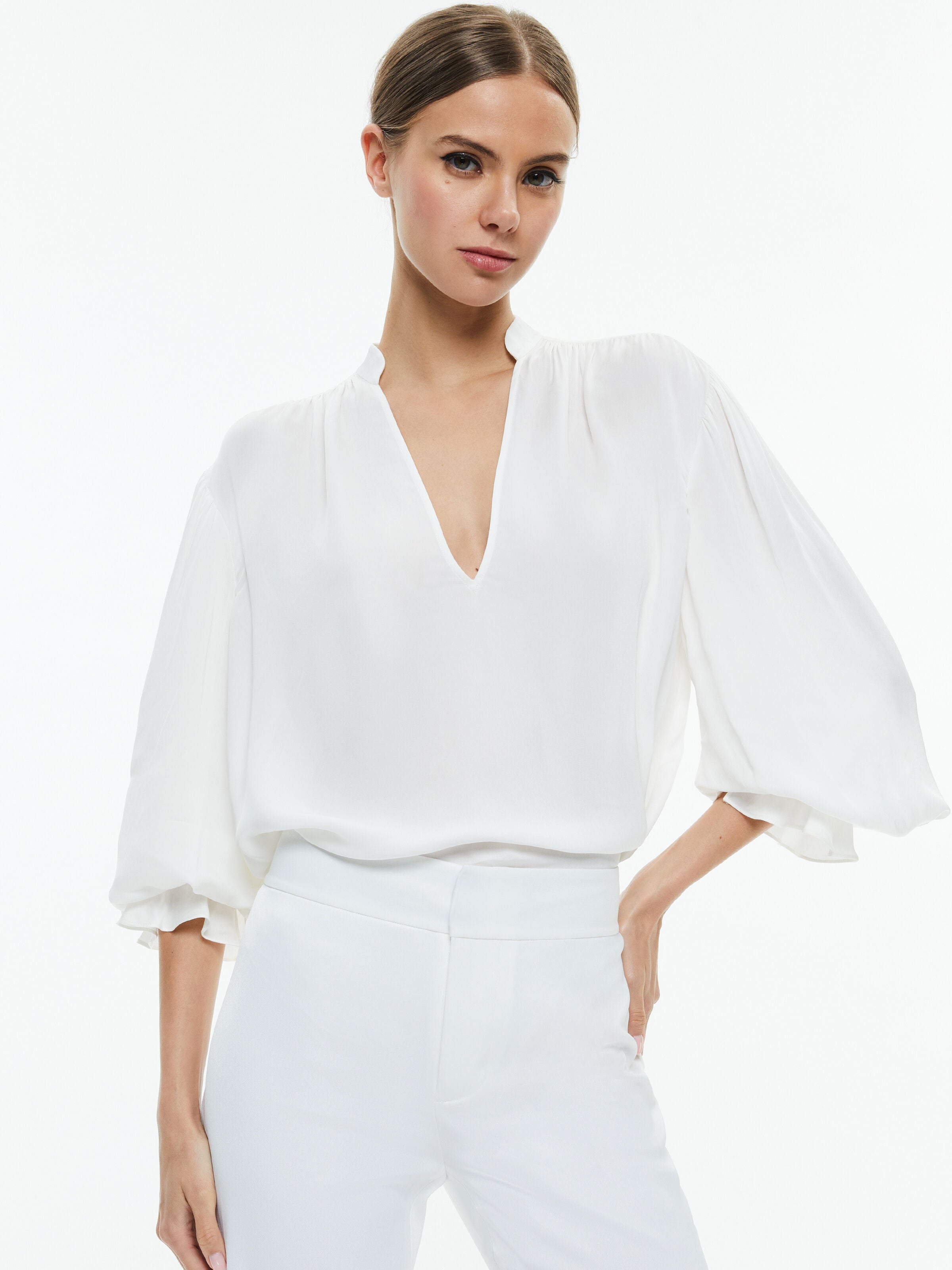 ONICA COLLARED BLOUSE