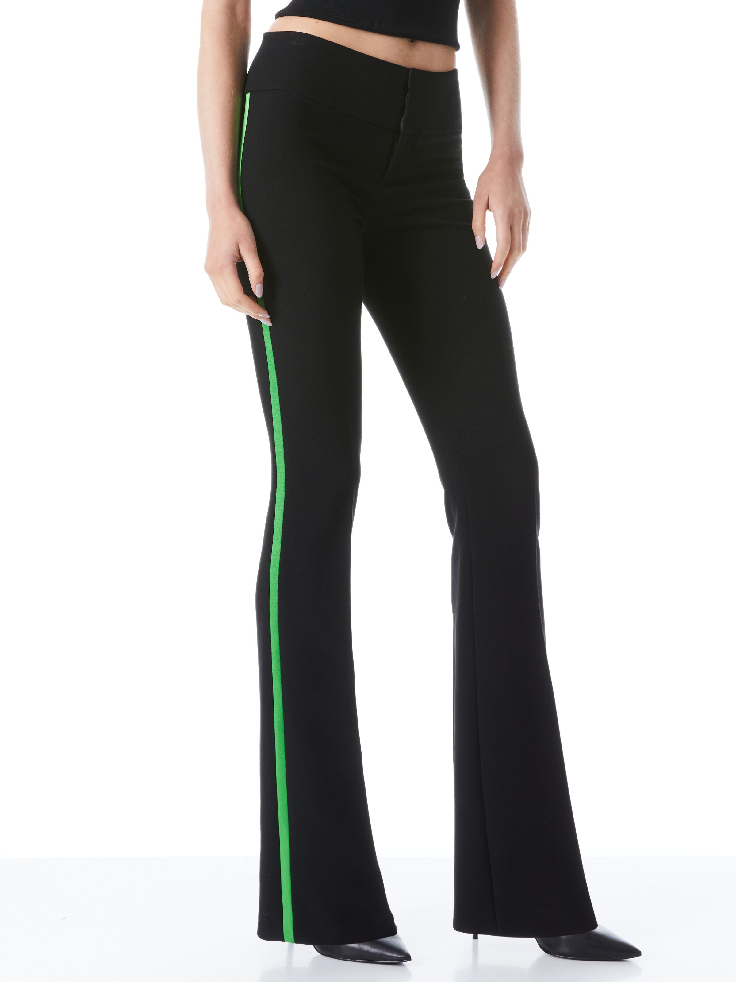 OLIVIA BOOTCUT PANT