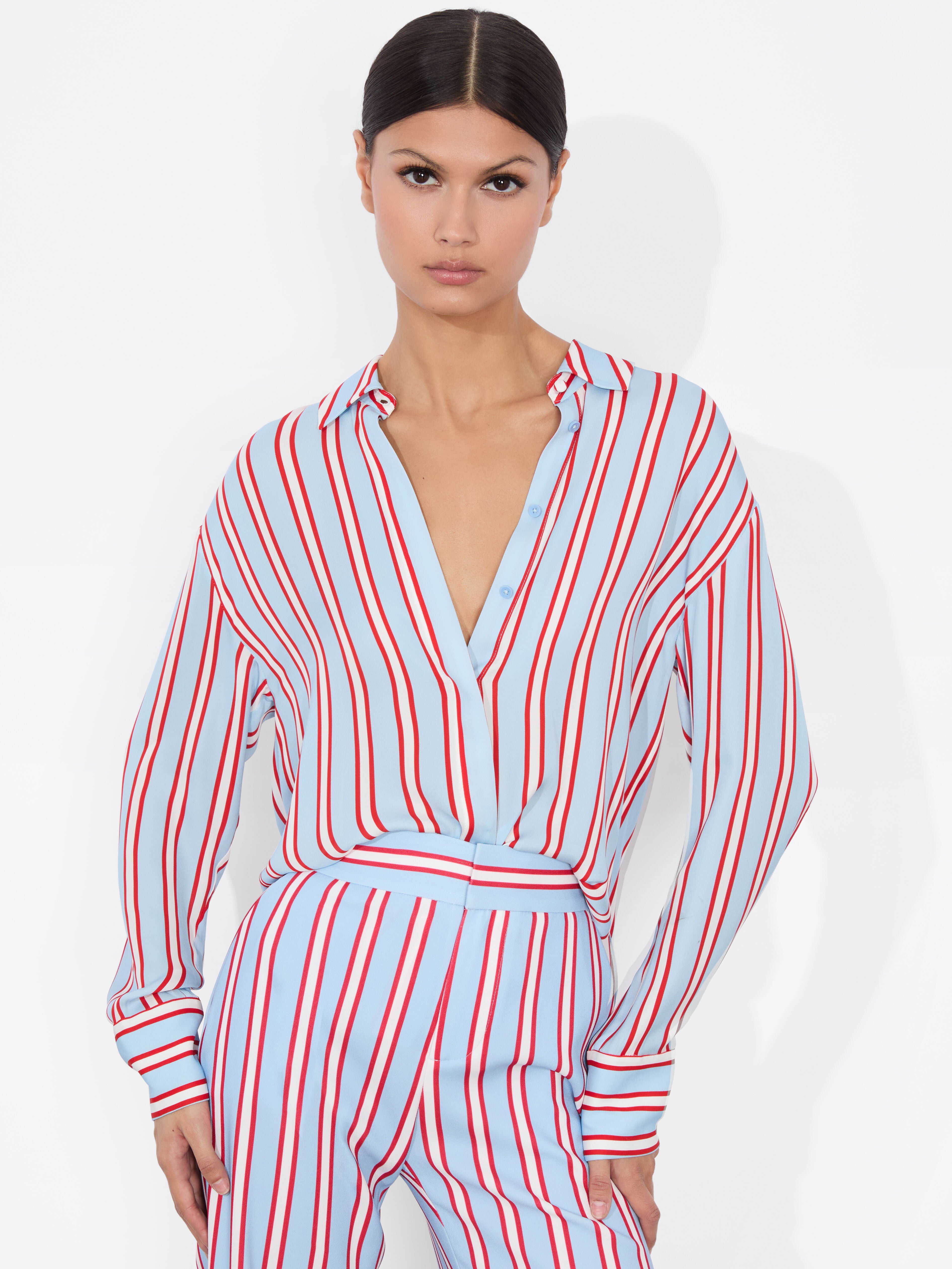 DIMITRA OVERSIZED BUTTON DOWN