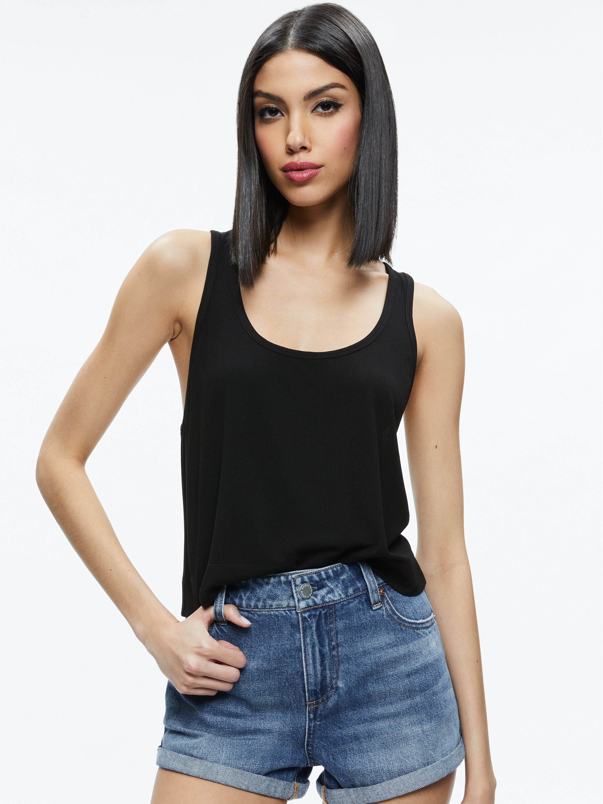 AVRIL BOXY TANK