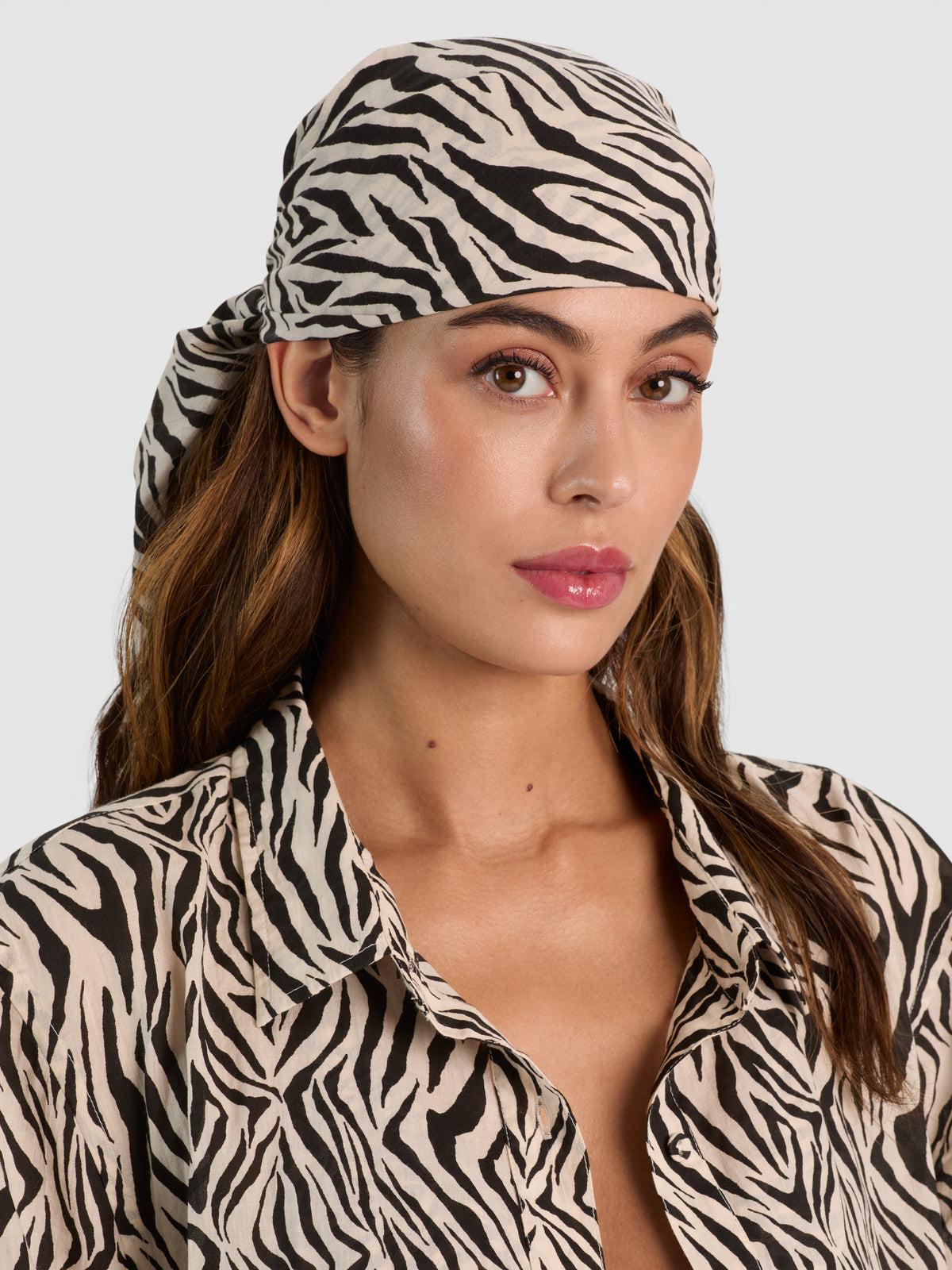 A+O X CONIGLIO PALM BEACH SEAVIEW SCARF-ZEBRA PRINT-ALICE + OLIVIA