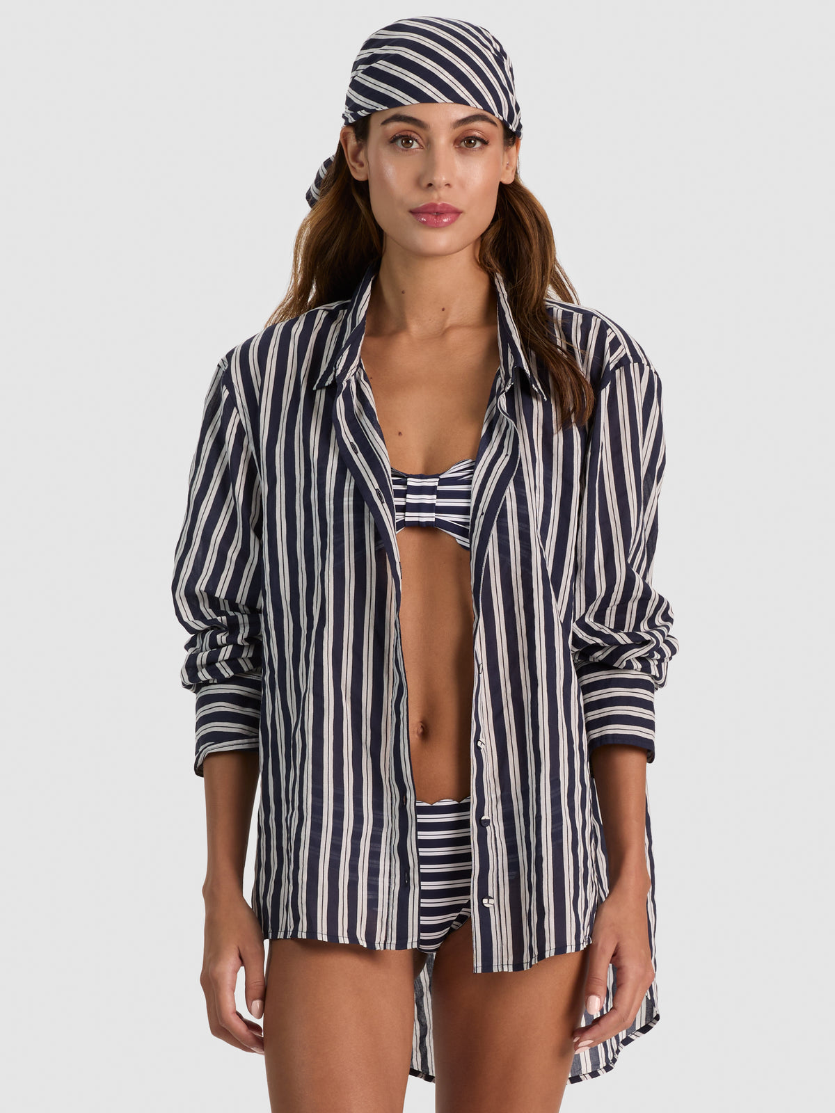 CLASSIC BUTTON DOWN-METRO STRIPE MIDNIGHT BLUE LG-ALICE + OLIVIA