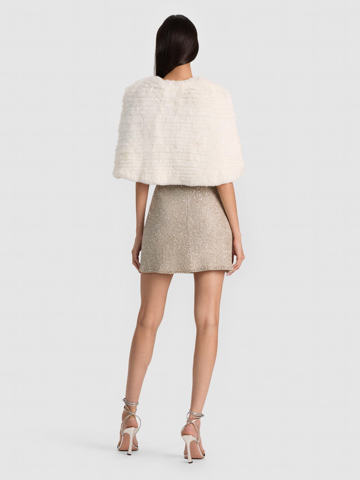CAPPELLO A MANTELLA IN PELLICCIA SINTETICA DEIRDRE-SOFT WHITE-ALICE + OLIVIA