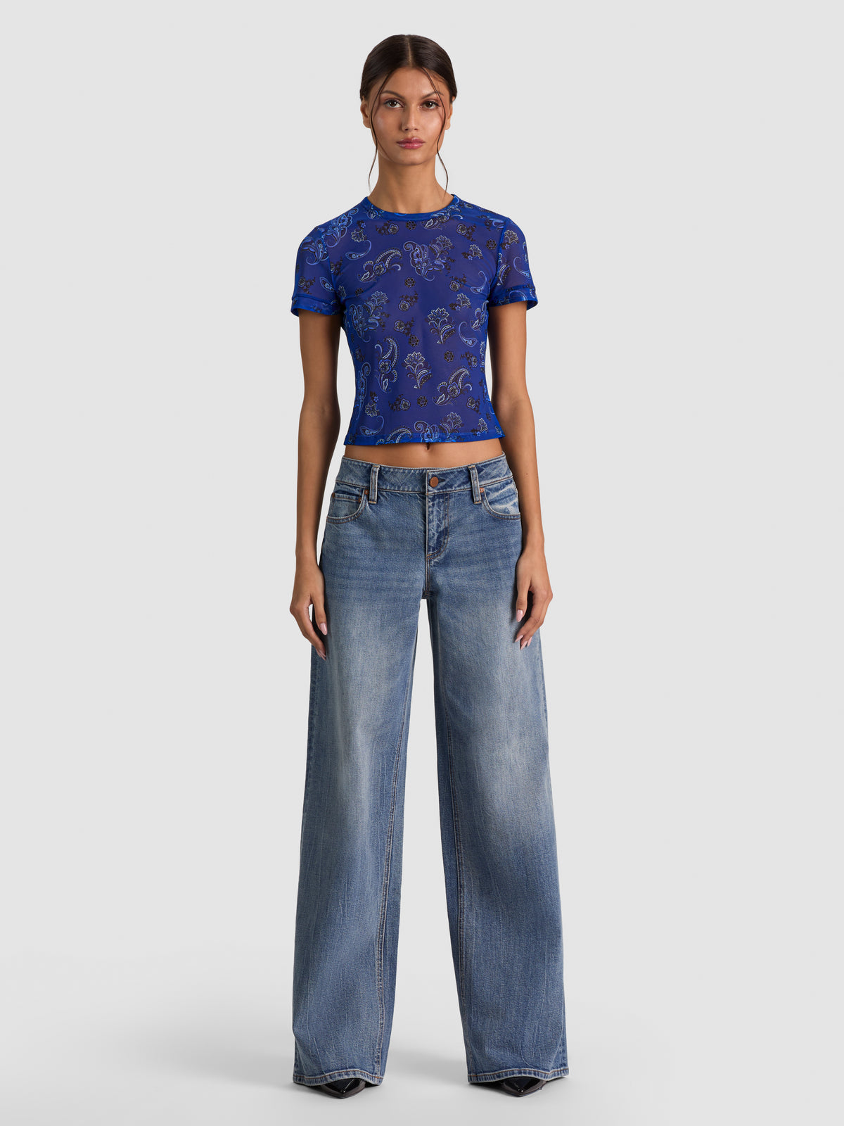 TESS CREW NECK TEE - BOUNDLESS PAISLEY