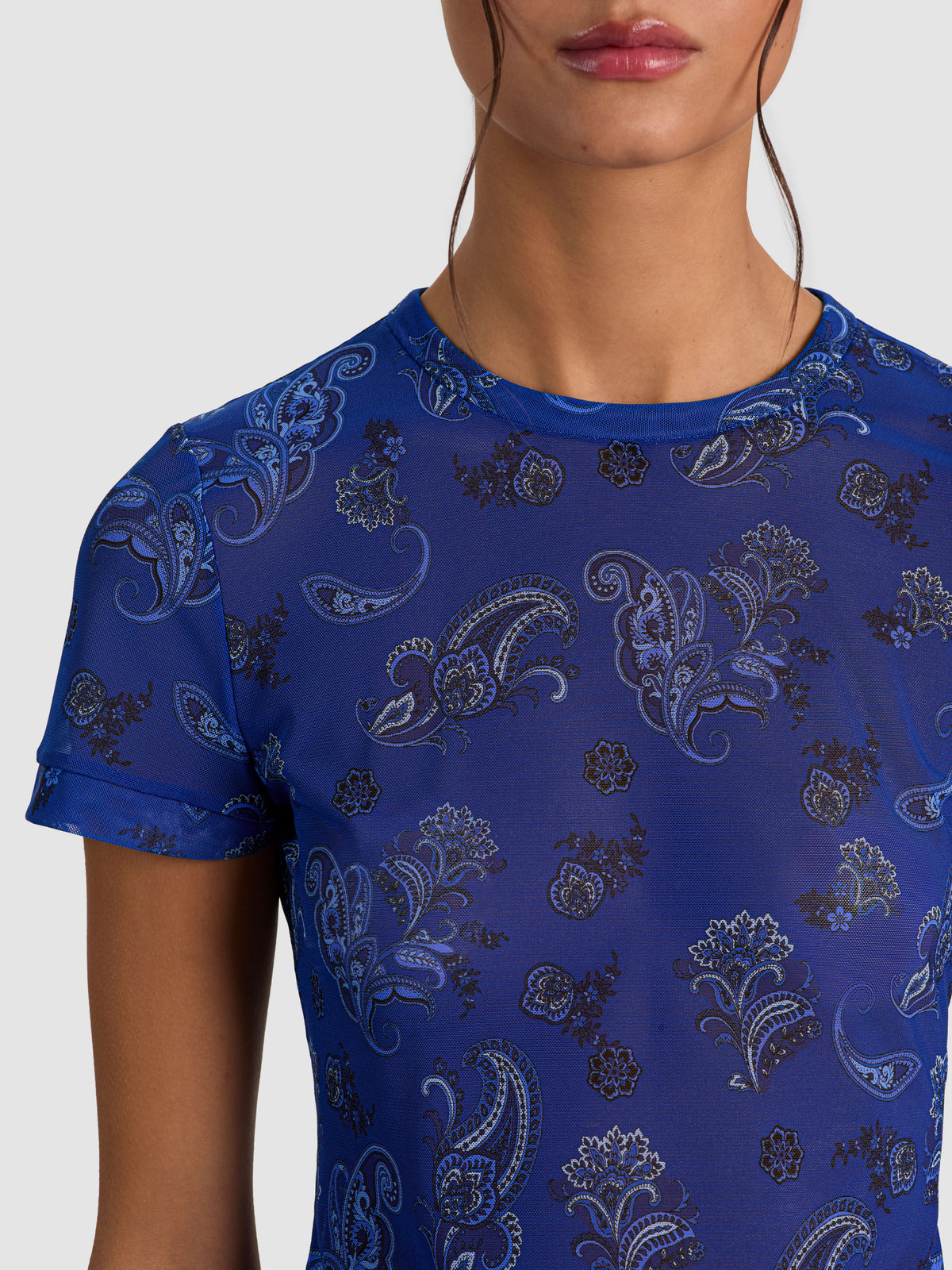 TESS CREW NECK TEE-BOUNDLESS PAISLEY SM-ALICE + OLIVIA