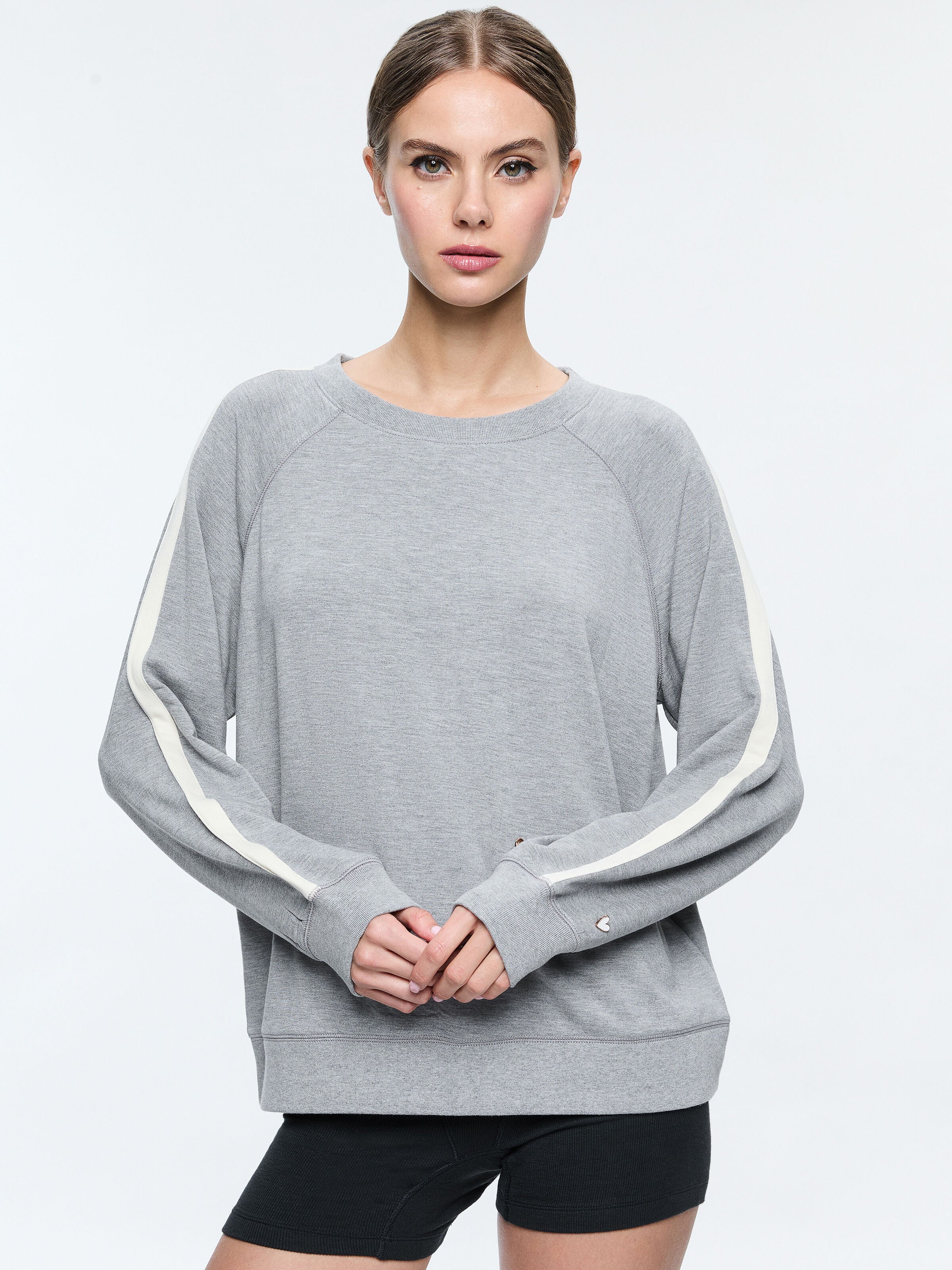 A+O X BIG FEELINGS FELPA GIROCOLLO PERSONALIZZATA-ALICE + OLIVIA
