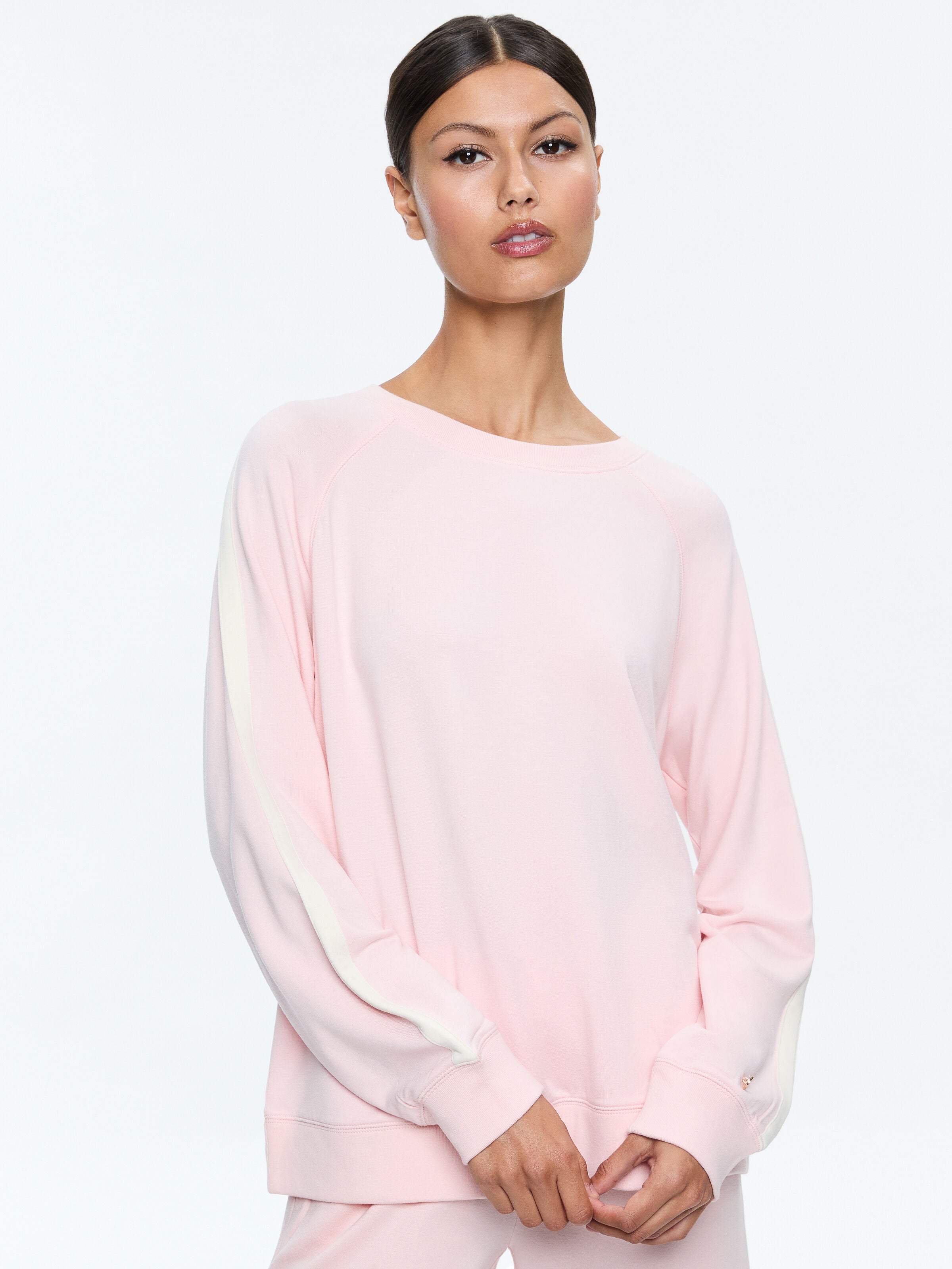 A+O X BIG FEELINGS FELPA GIROCOLLO PERSONALIZZATA-ALICE + OLIVIA