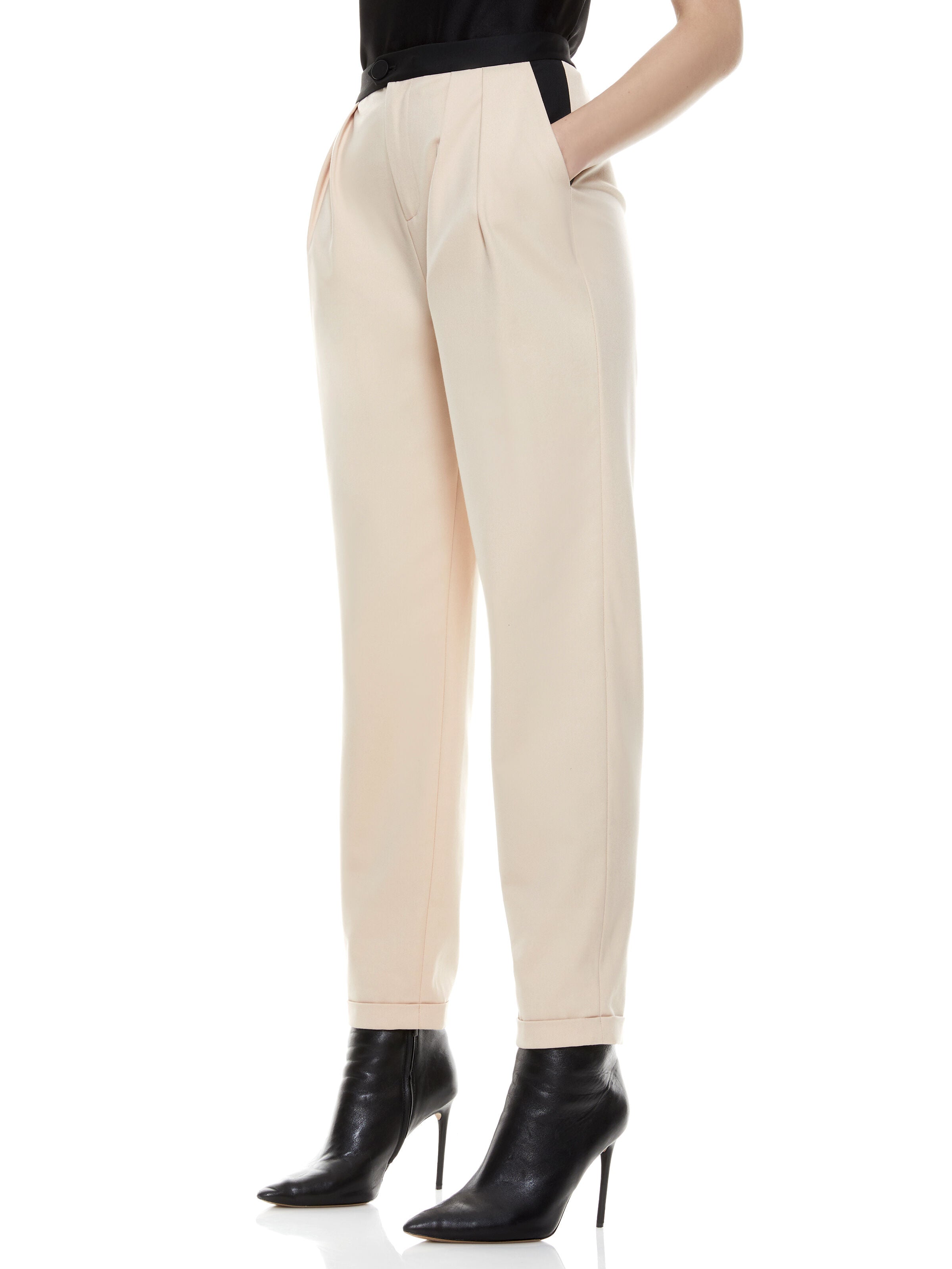 ROY PLEATED FRONT PANT
