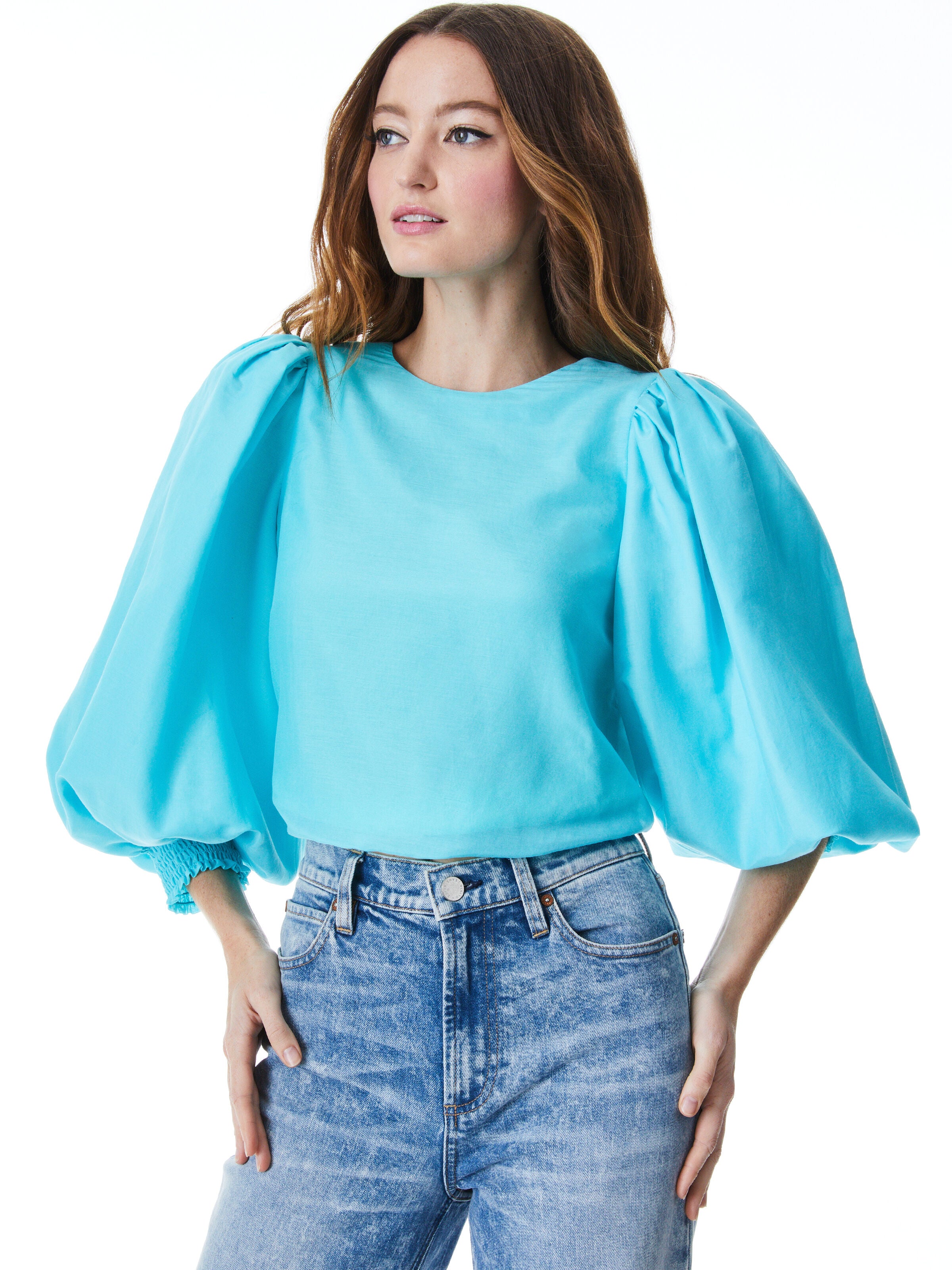 HAUT BLOUSE COURTE MANCHES LONGUES SHONDRA-ALICE + OLIVIA