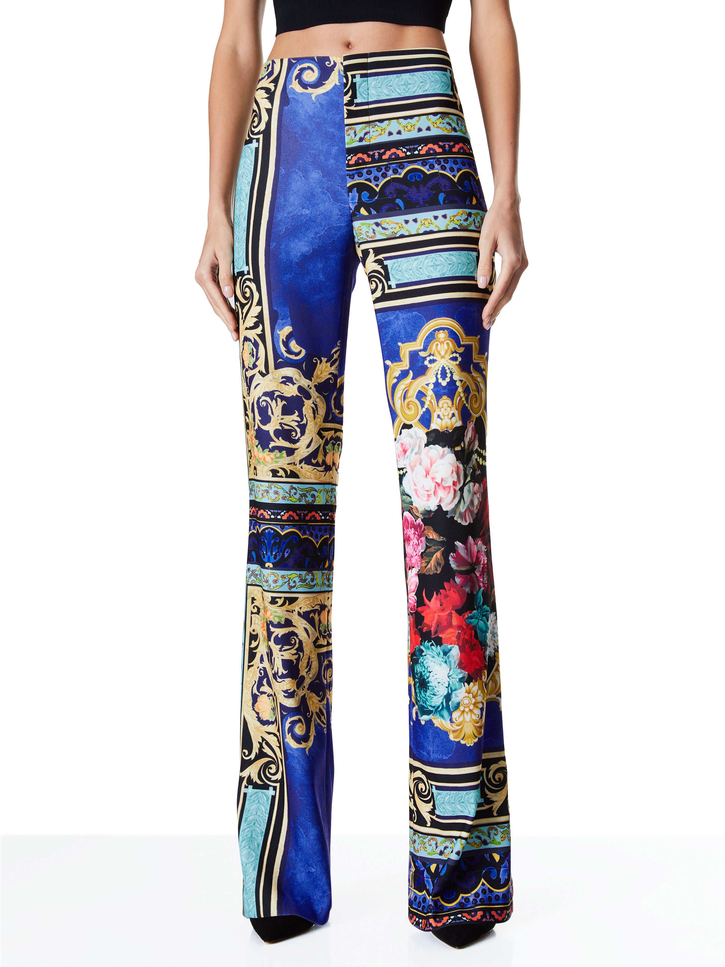 PANTALONI A ZAMPA D'ELEFANTE CORTI-ALICE + OLIVIA