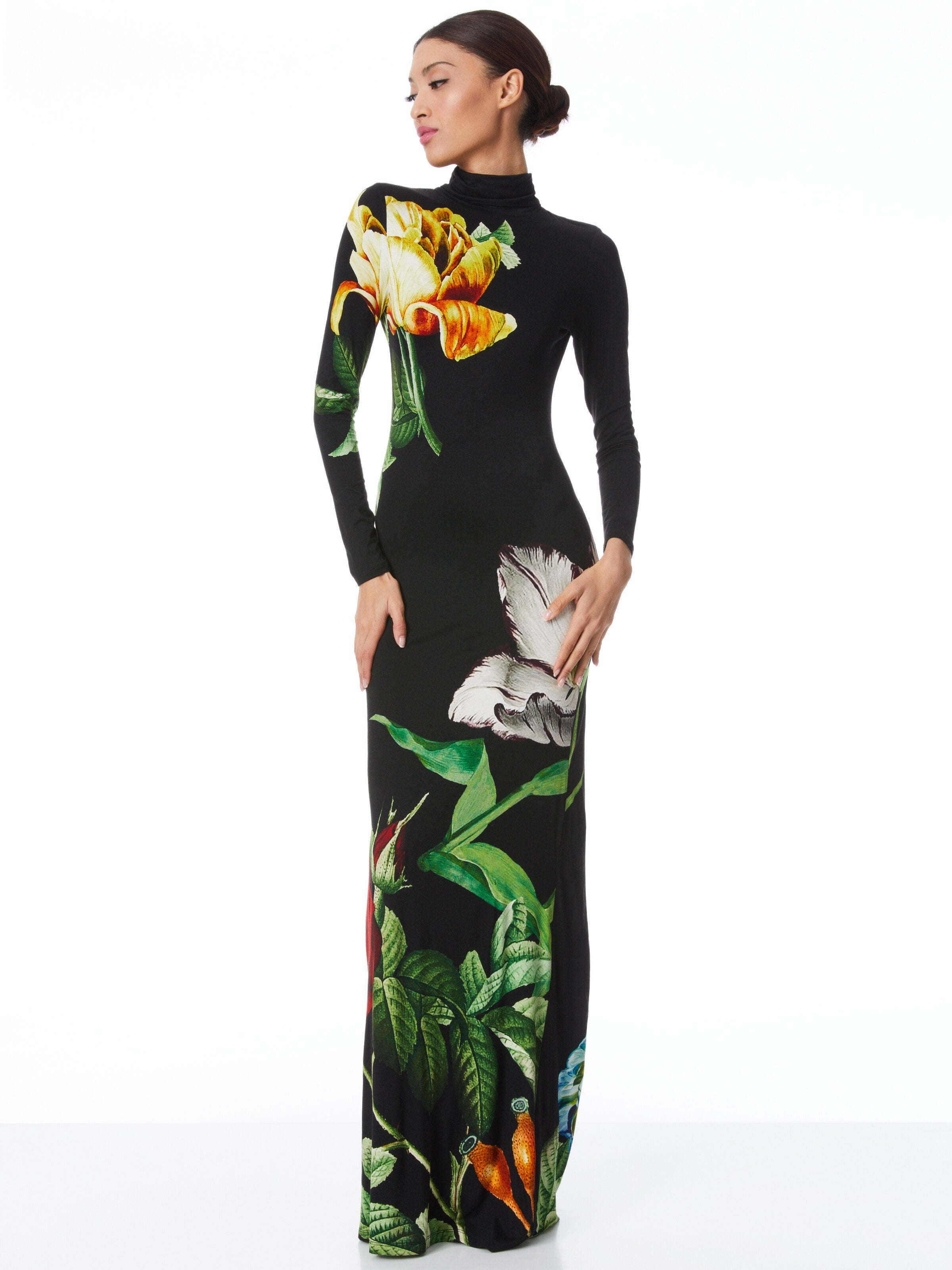ROBE LONGUE AJUSTÉE À MANCHES LONGUES DELORA-ALICE + OLIVIA