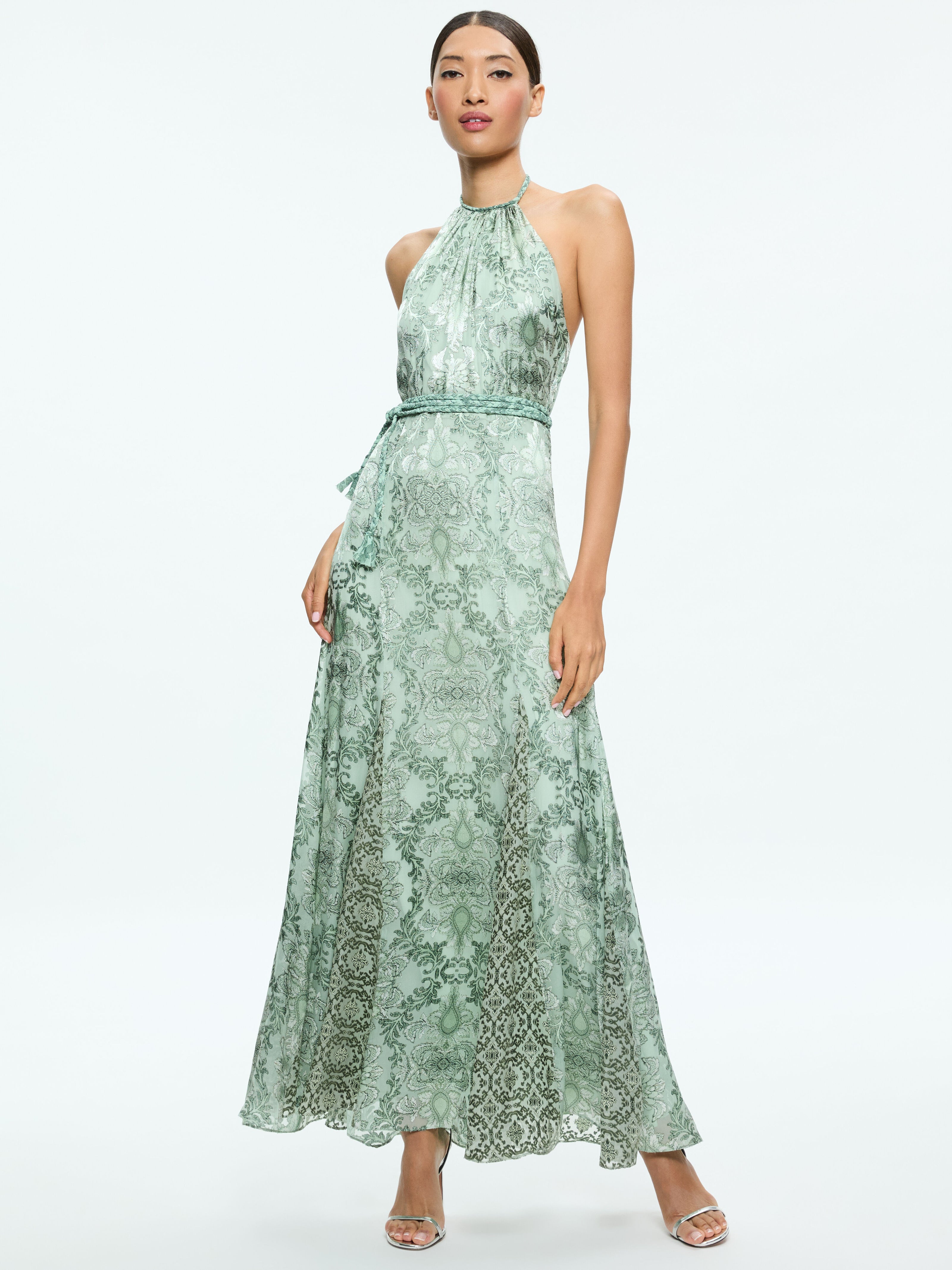 ROBE LONGUE DANIKA À COL HALTER AVEC CEINTURE-ALICE + OLIVIA