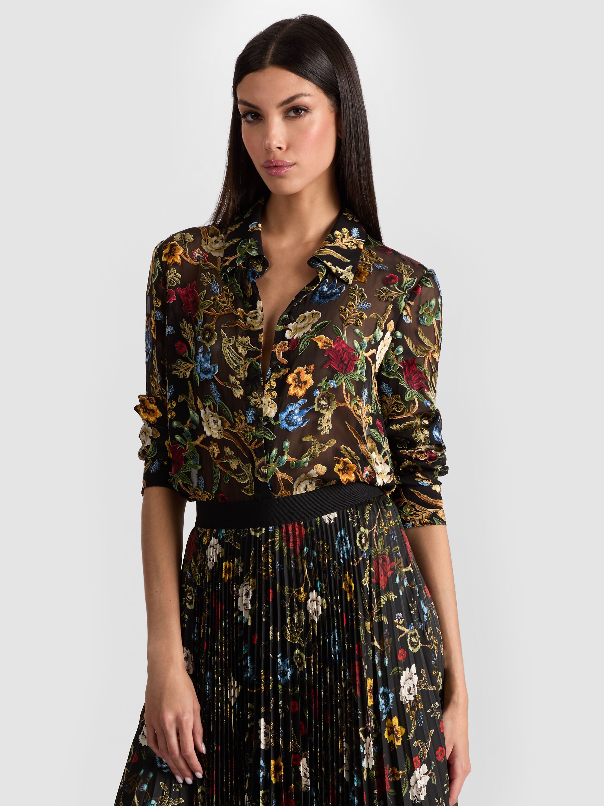 WILLA SILK BLOUSE-TAPESTRY TRAILS SM BLACK-ALICE + OLIVIA