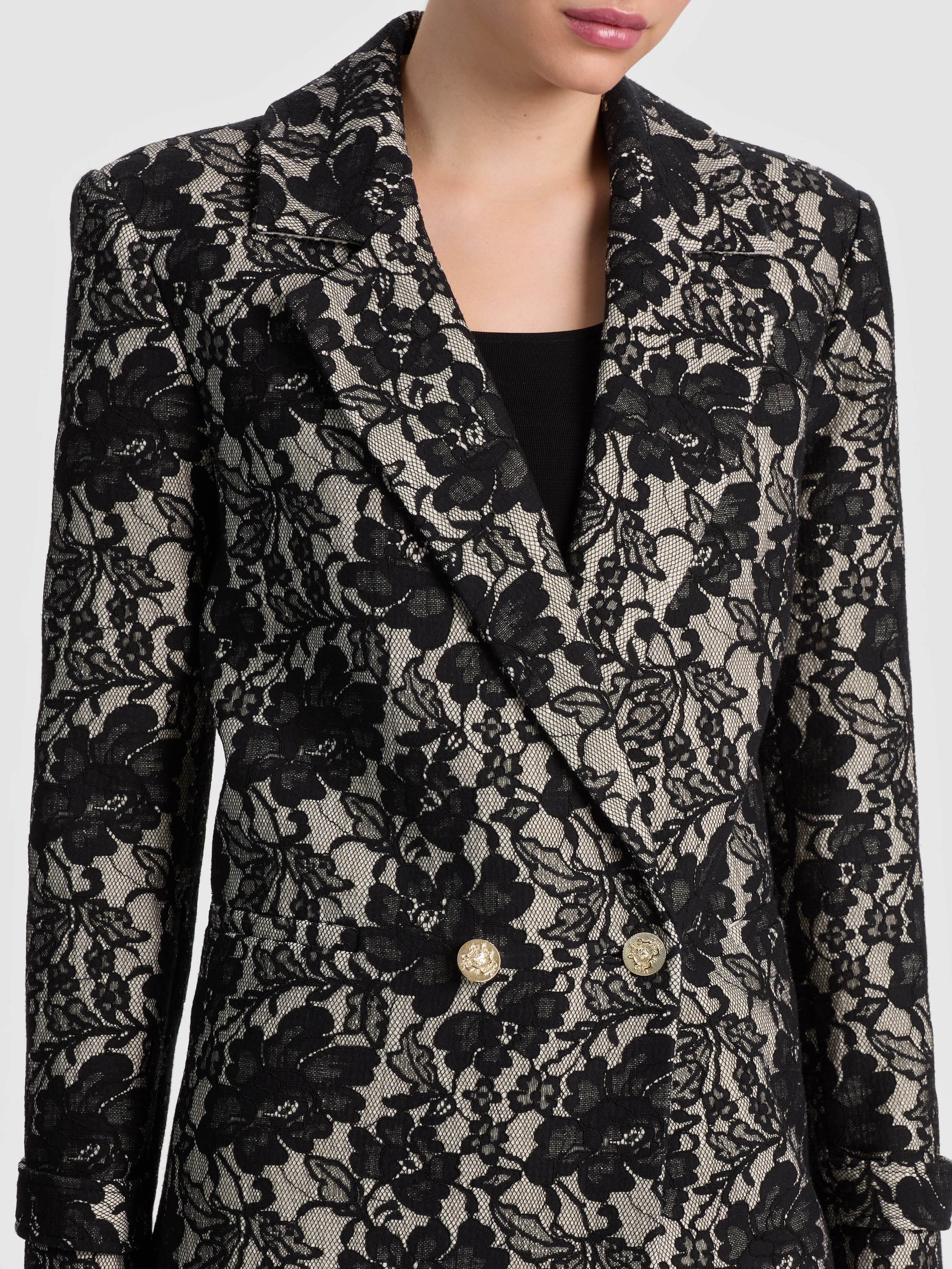MANTEAU JIMMY EN DENTELLE-ALICE + OLIVIA