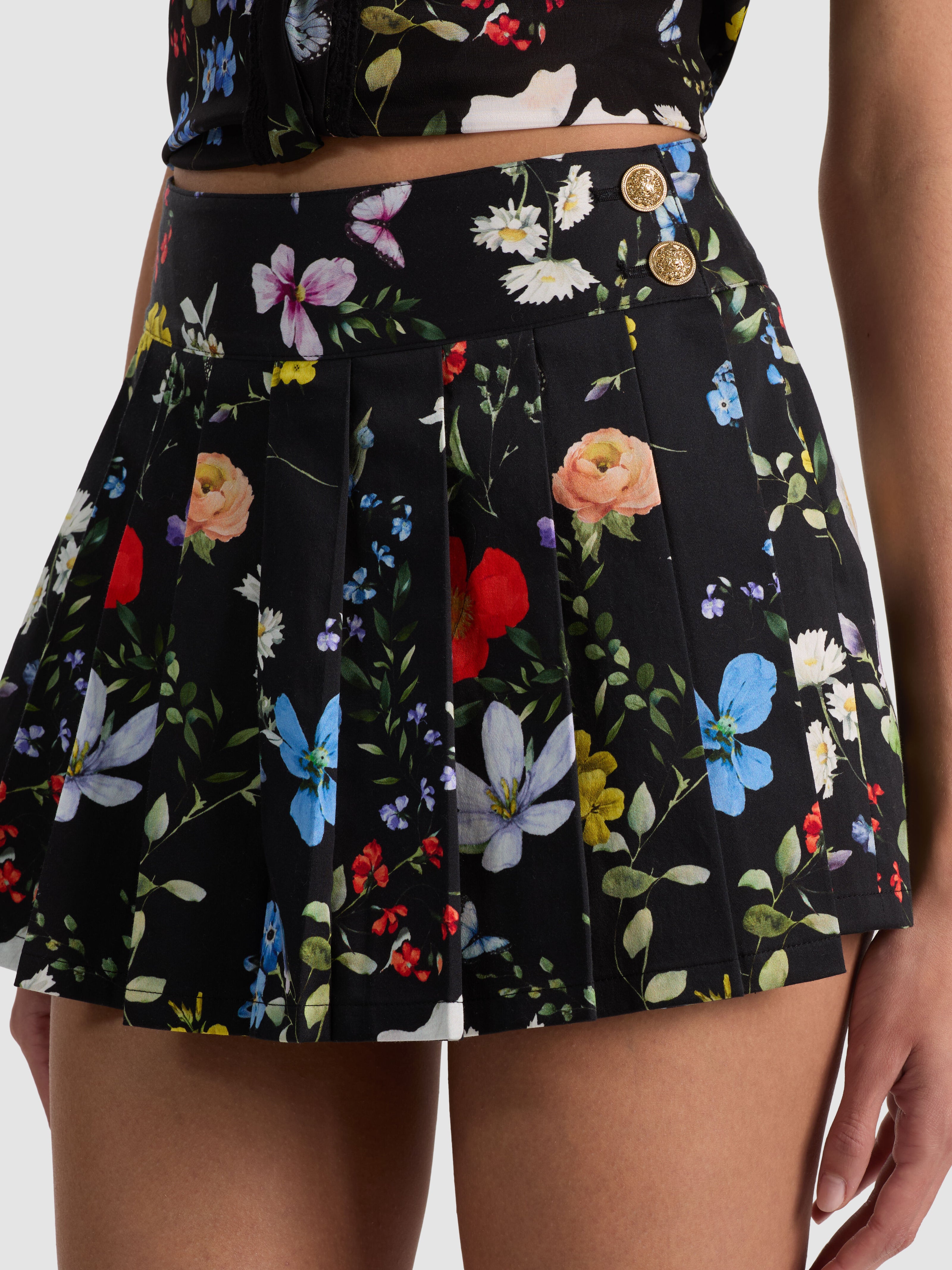 NOAH PLEATED MINI SKORT-TWISTING VINES BLACK-ALICE + OLIVIA