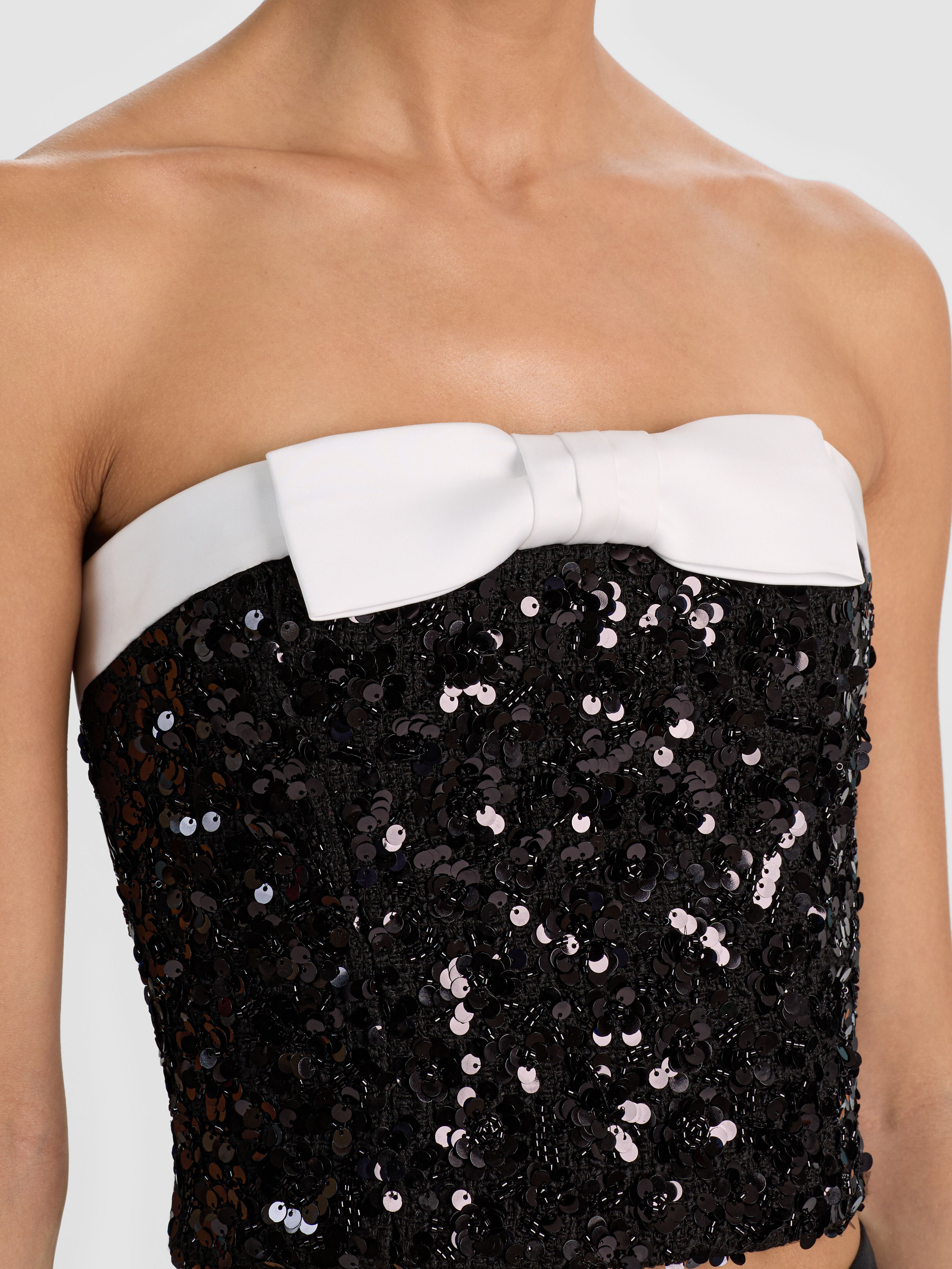 KATYA EMBELLISHED BOW TOP-BLACK/OFF WHITE-ALICE + OLIVIA