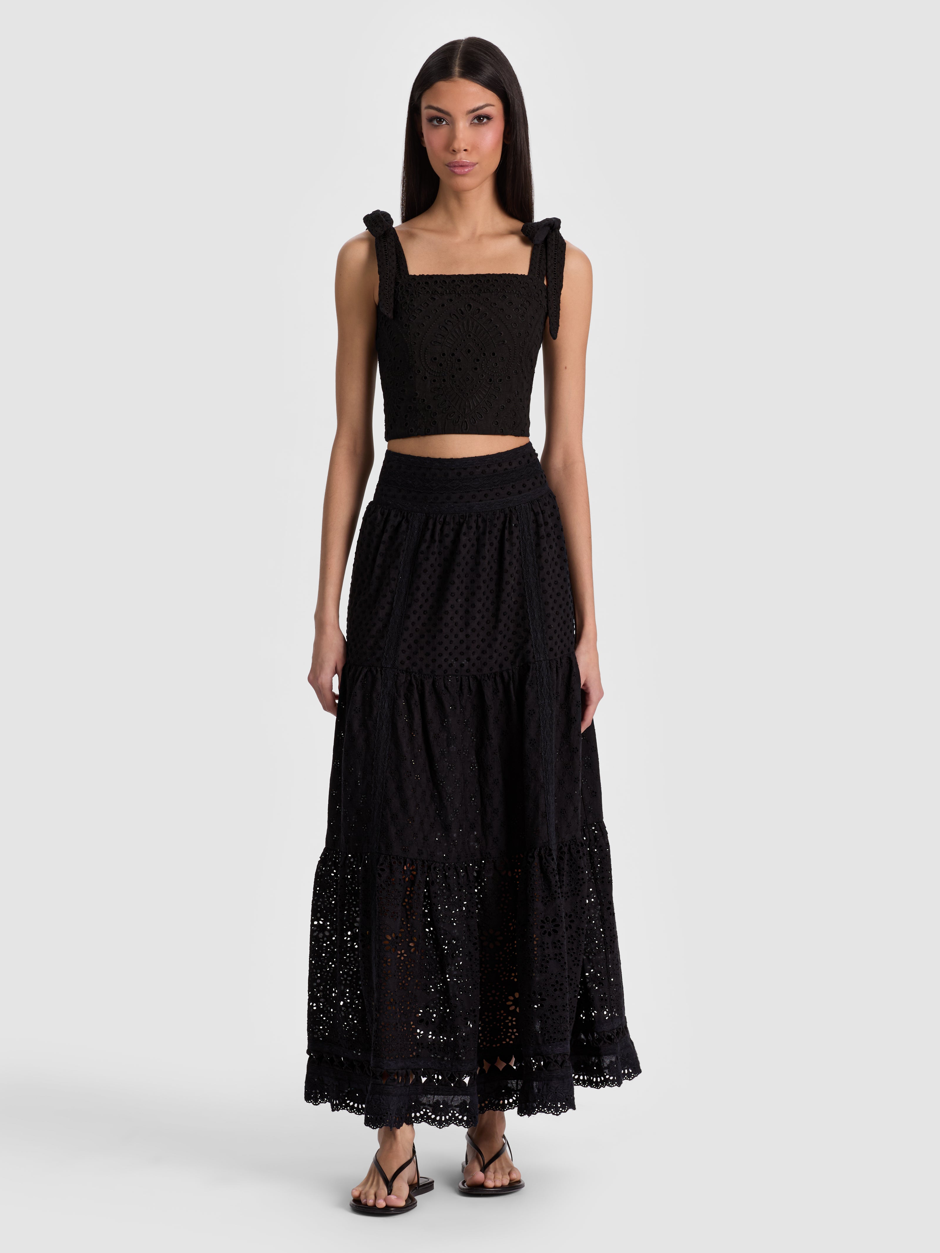 TOP CORTOCON RICAMO MARINDA-ALICE + OLIVIA