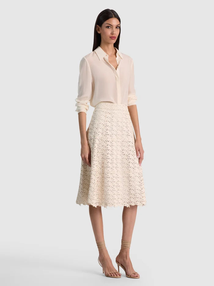 JUPE MIDI ÉVASÉE EN CUIR DÉCOUPÉ AU LASER SOSIE-ALICE + OLIVIA
