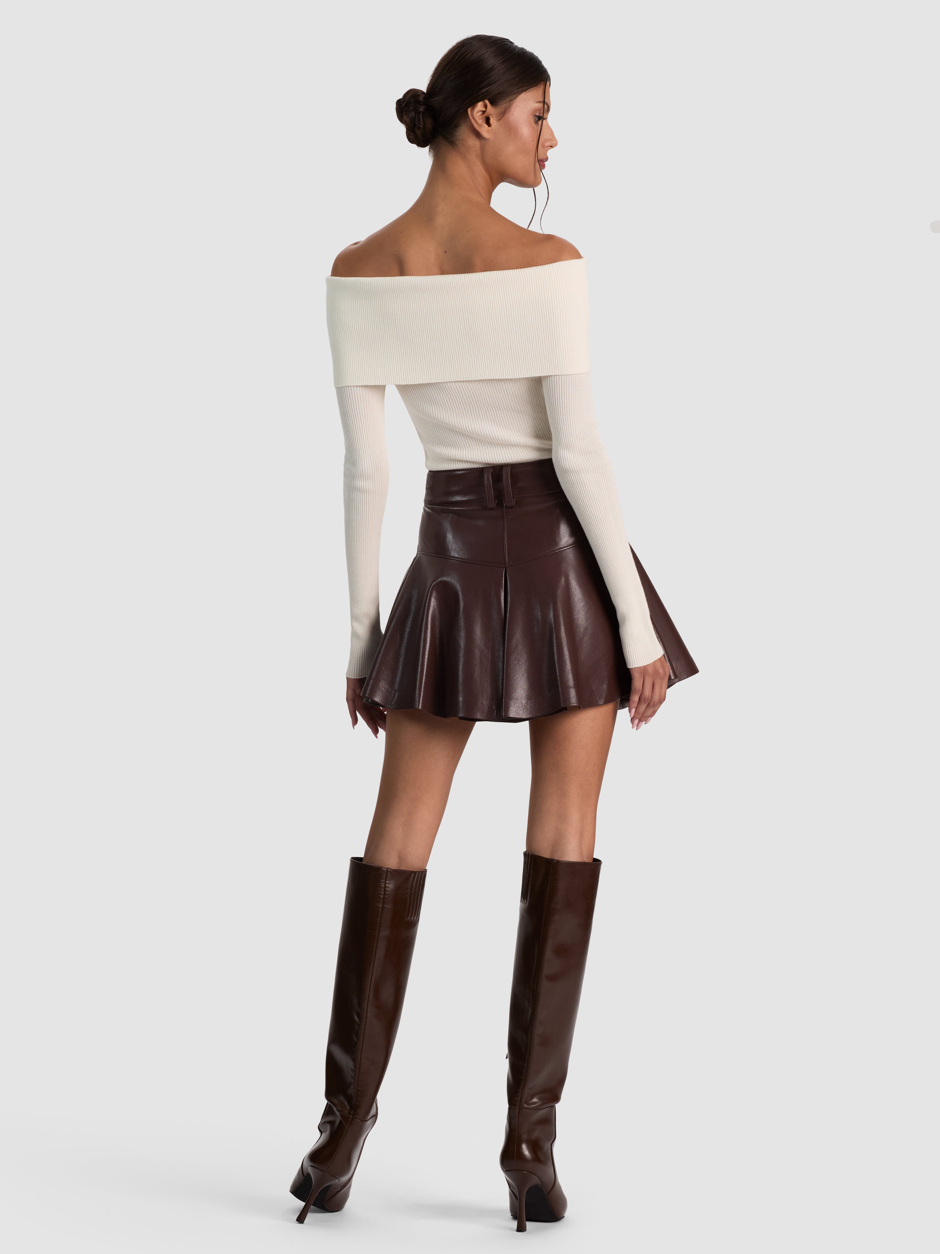 GONNA TRINITY VGN CON BALZE-ALICE + OLIVIA