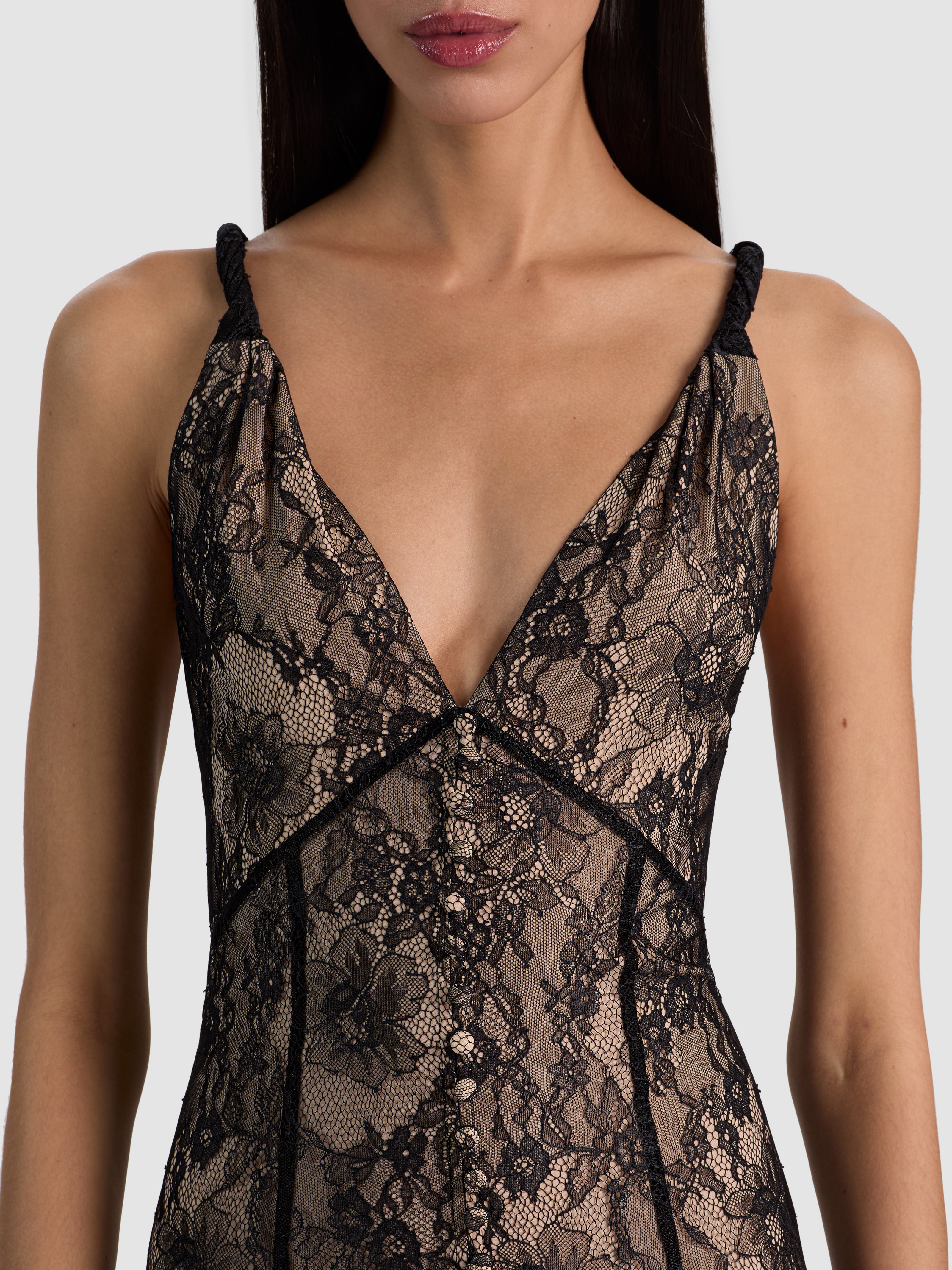ALANA TWIST STRAP LACE GODET MAXI DRESS-BLACK/ALMOND-ALICE + OLIVIA