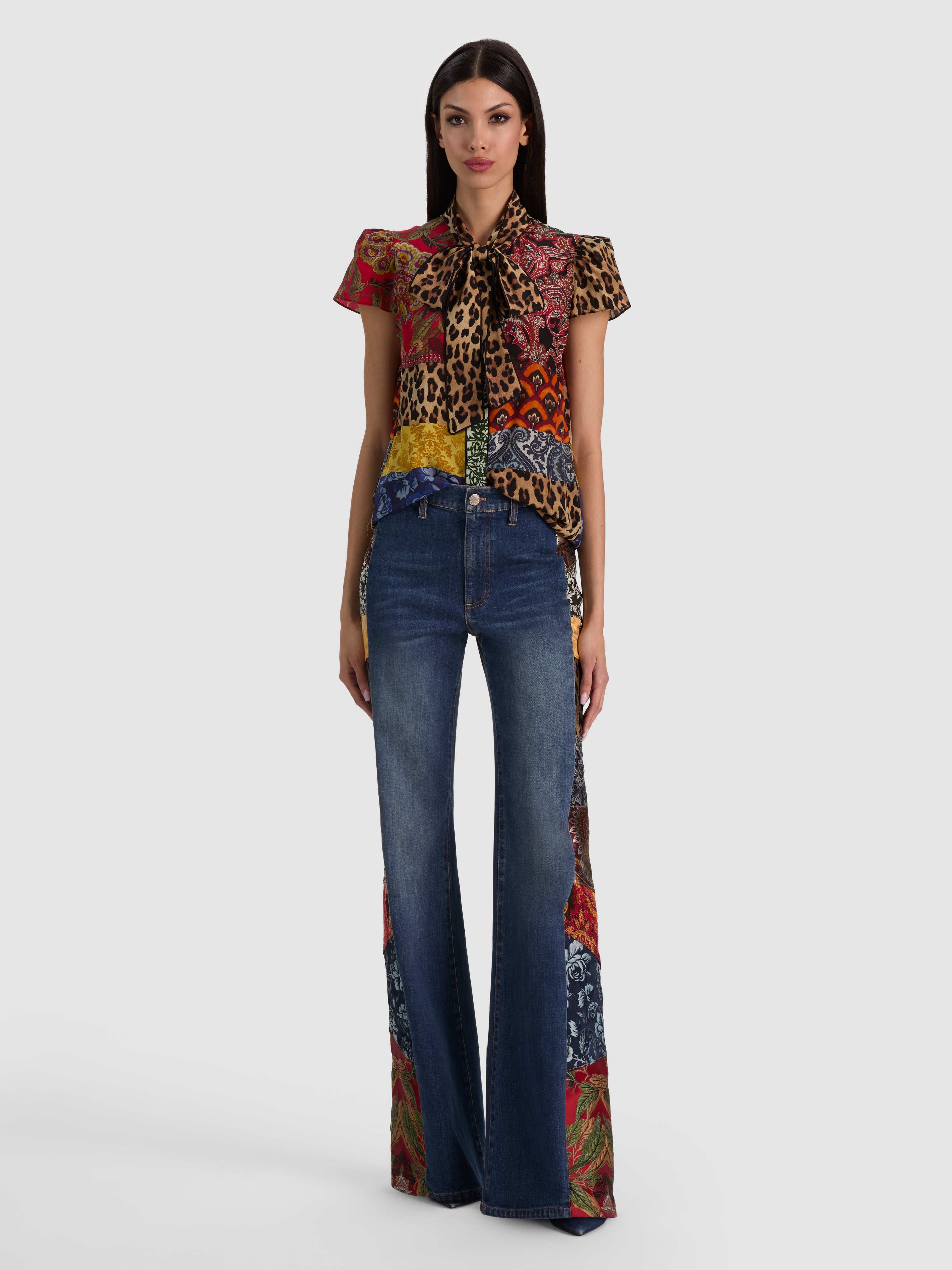 CAMICIA JEANNIE CON FIOCCO SUL COLLO E BOTTONI-ALICE + OLIVIA