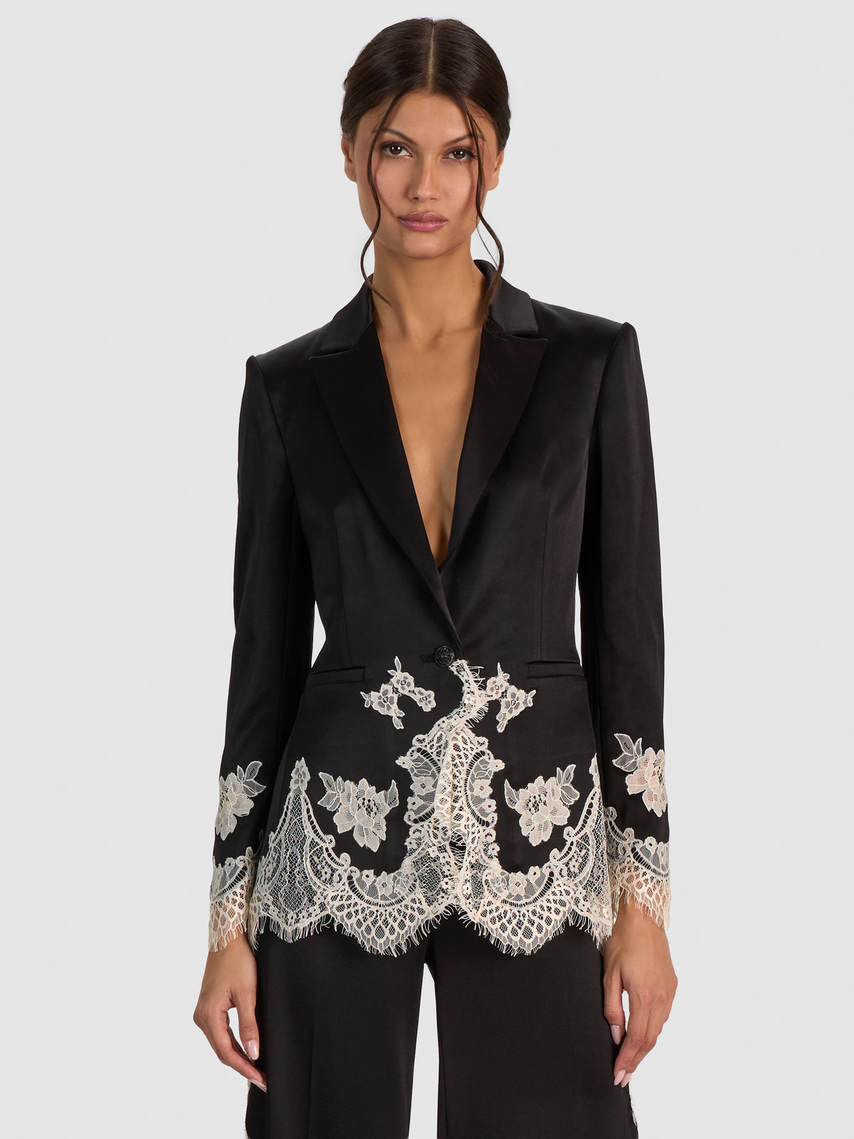 BREANN LACE FITTED BLAZER-BLACK/CHINO-ALICE + OLIVIA
