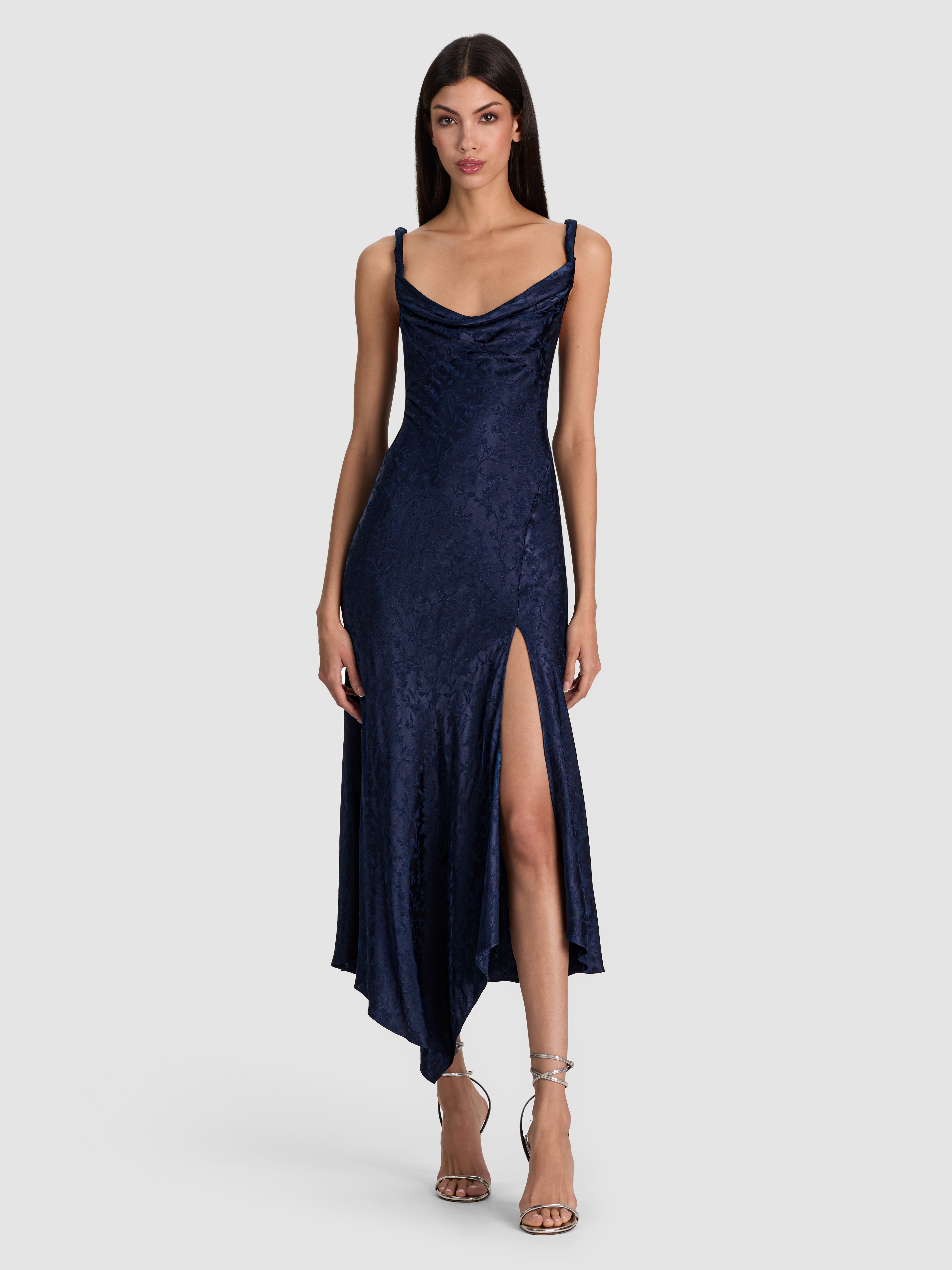 ROBE MIDI MONIQUE COL BENITIER ASYMÉTRIQUE À BRETELLES FINES ET FENTE HAUTE-ALICE + OLIVIA