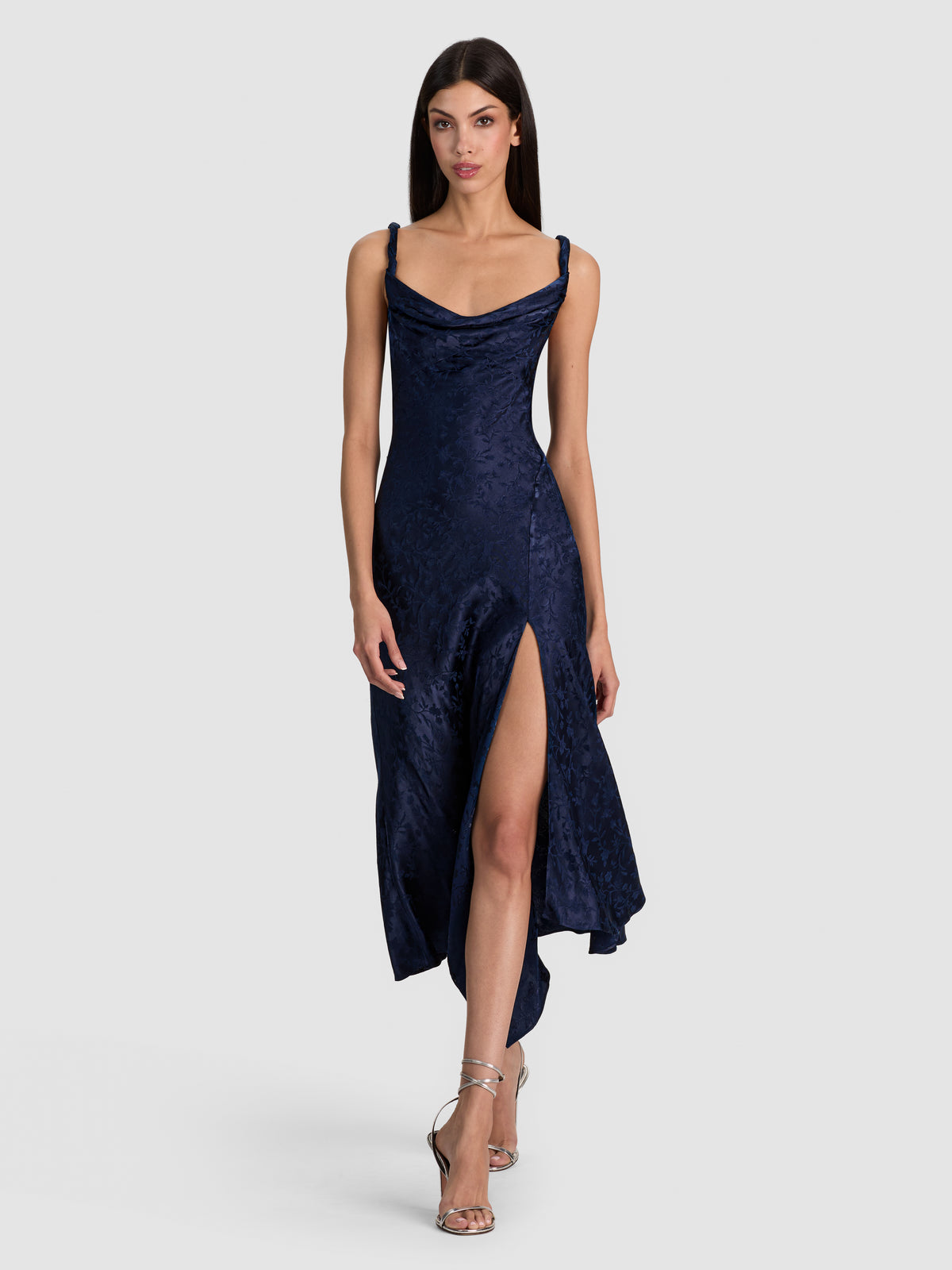 ROBE MIDI MONIQUE COL BENITIER ASYMÉTRIQUE À BRETELLES FINES ET FENTE HAUTE-ALICE + OLIVIA