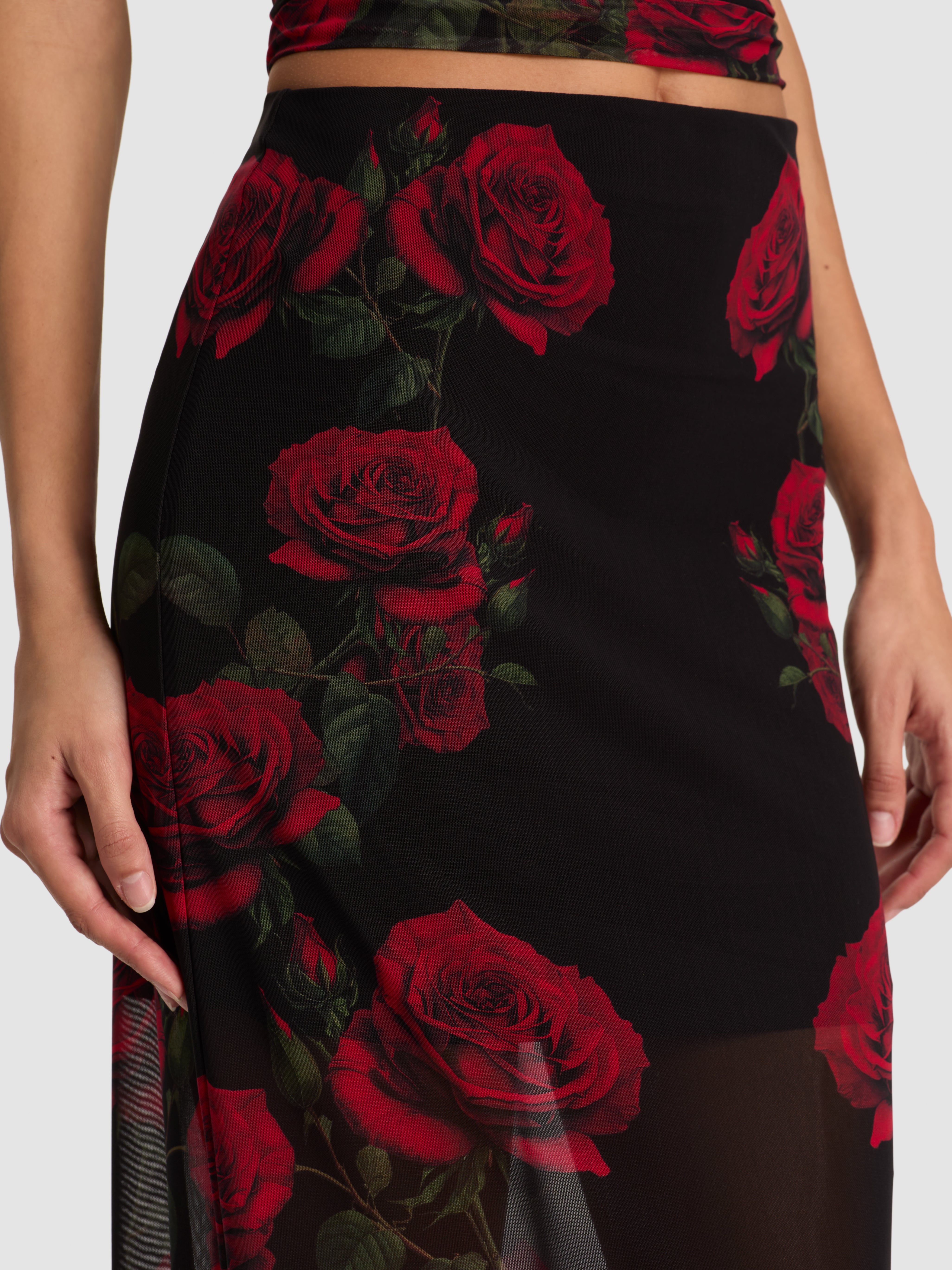 AGATHA MAXI SKIRT in ROUGE ROMANCE BLACK | ALICE + OLIVIA