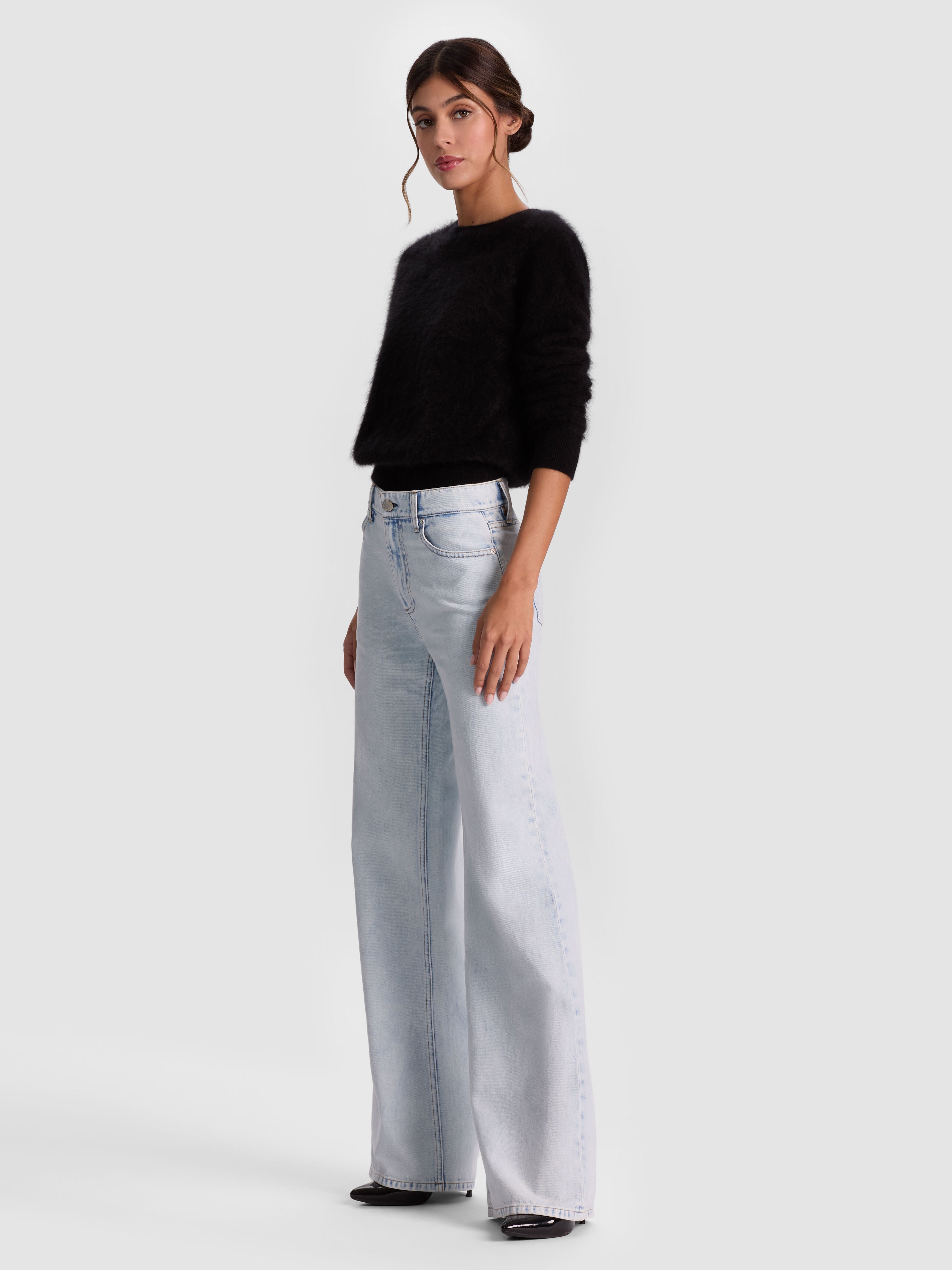 CHIC JEAN-DARLA LIGHT INDIGO-ALICE + OLIVIA