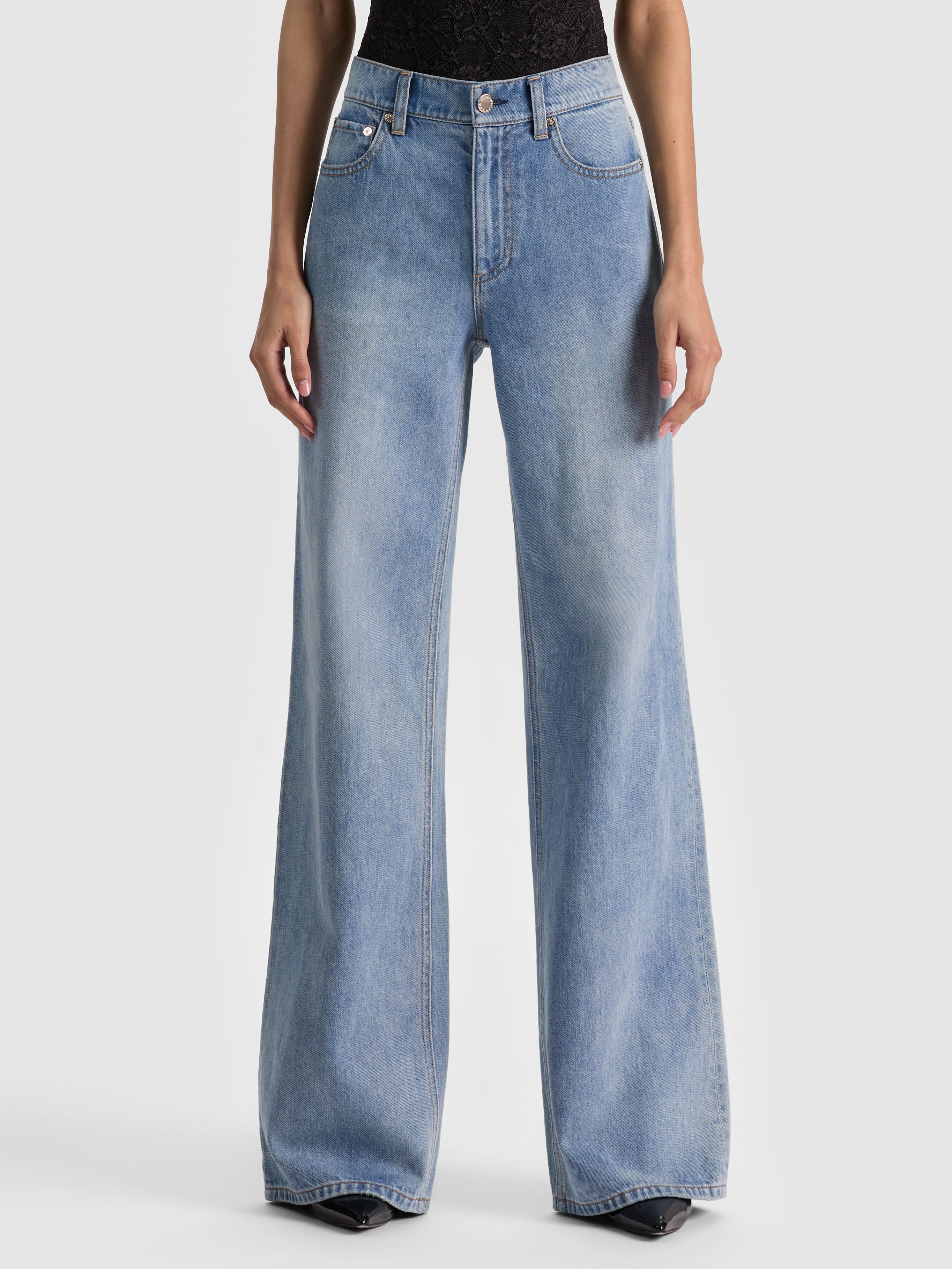 CHIC JEAN-ERIKA WASH-ALICE + OLIVIA