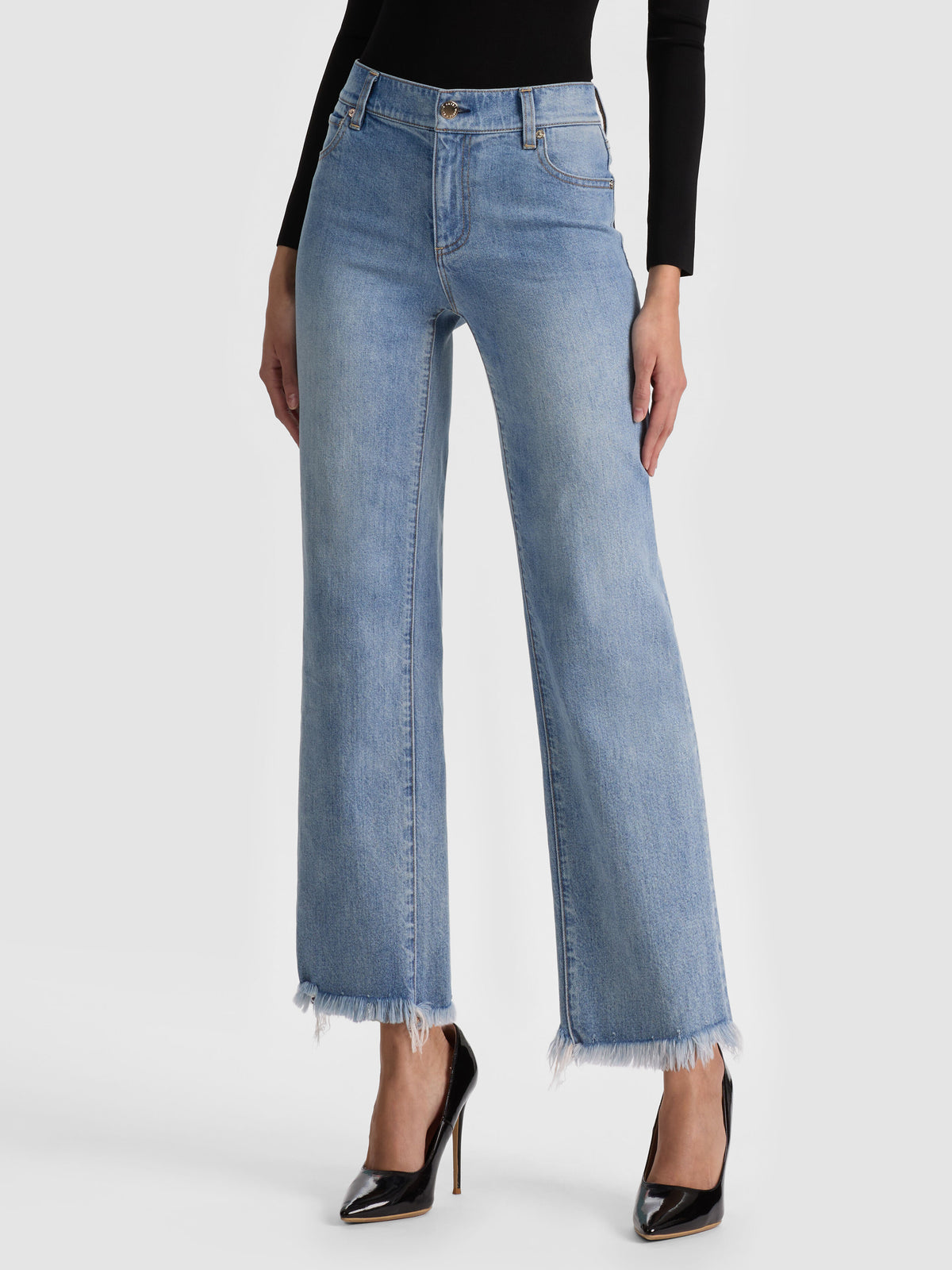 FIERCE JEAN - ERIKA WASH