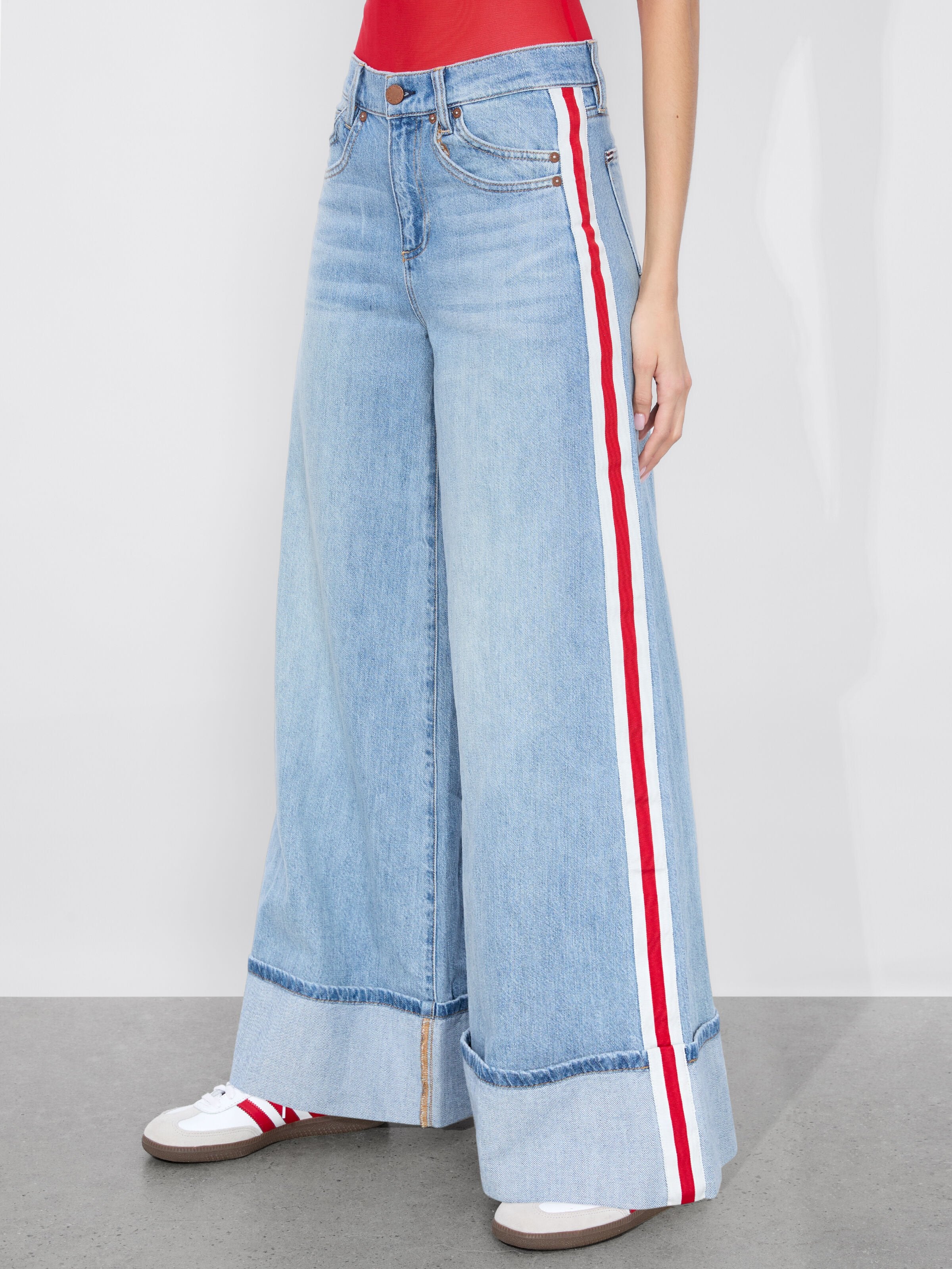 WALLIE CUFF JEAN-GEMMA LIGHT BLUE-ALICE + OLIVIA