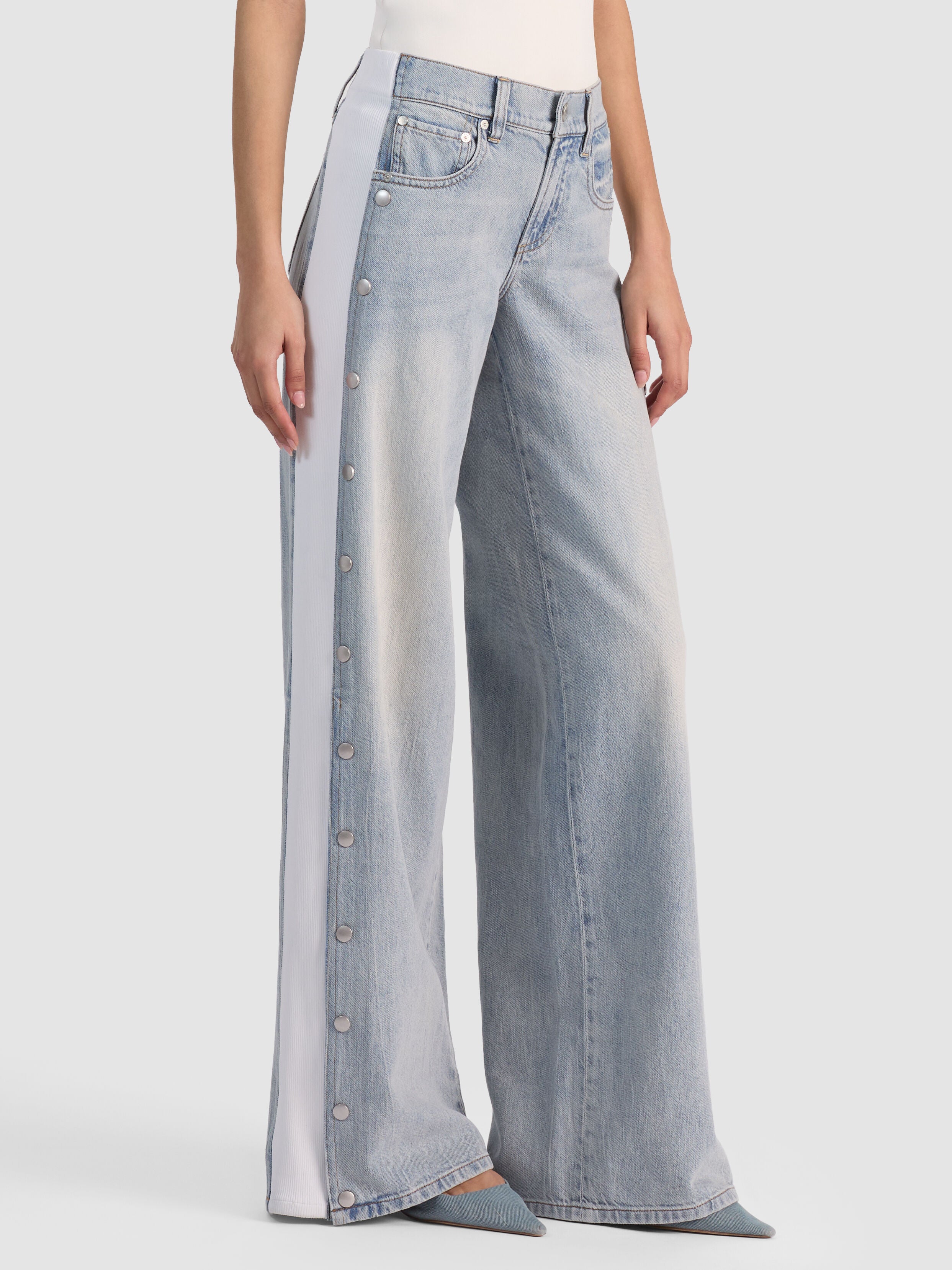 AMAZING SNAP JEAN in ROCKSTAR BLUE | ALICE + OLIVIA