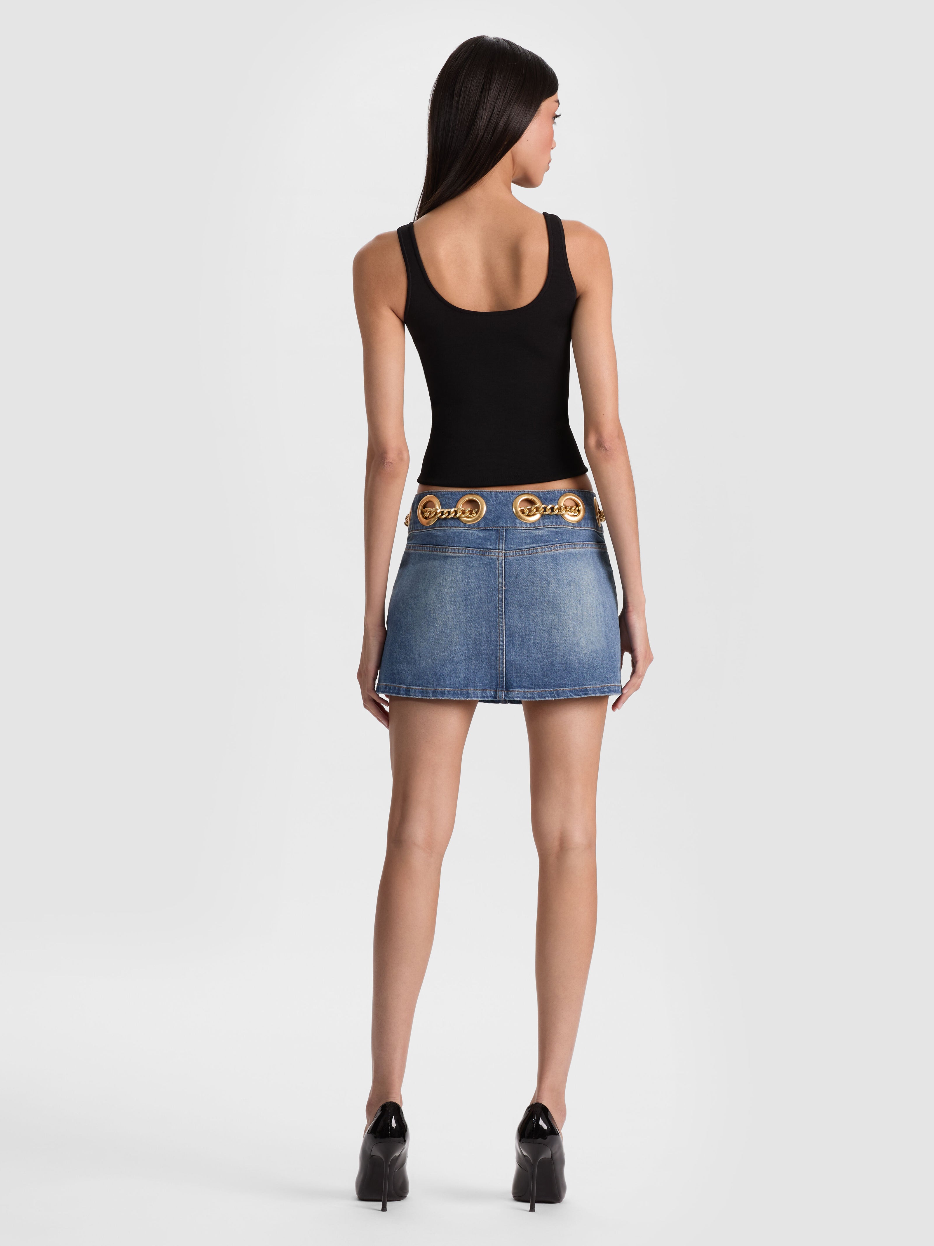 MORGANA CHAIN BELT DENIM MINI SKIRT-BROOKLYN BLUE-ALICE + OLIVIA