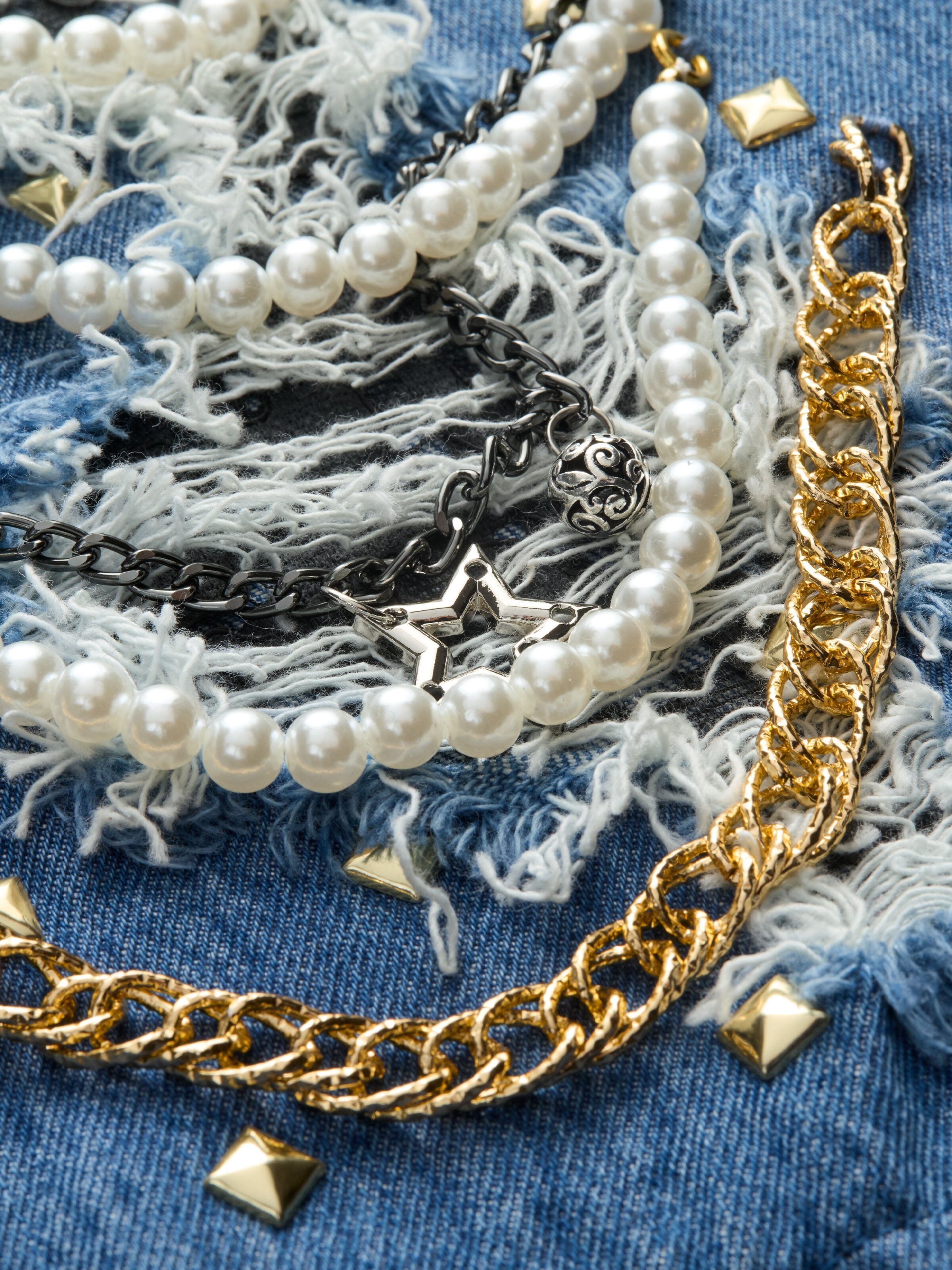 JEANS HARPER STRAPPATO CON DECORAZIONI-ALICE + OLIVIA