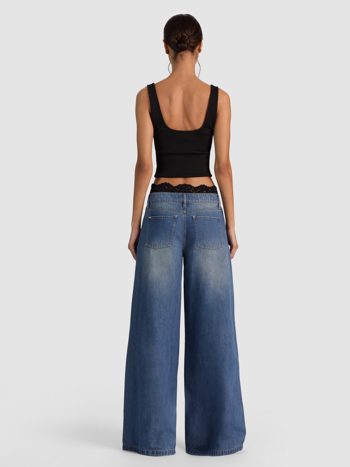 JEAN IAN AVEC BORDURE EN DENTELLE-ALICE + OLIVIA